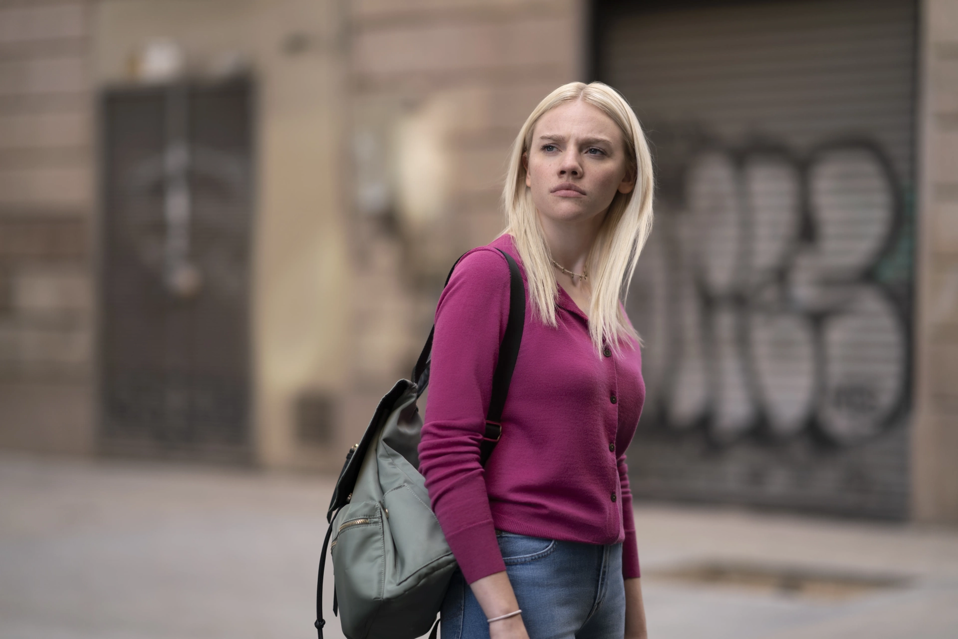 Áine Rose Daly in Hanna (2019)