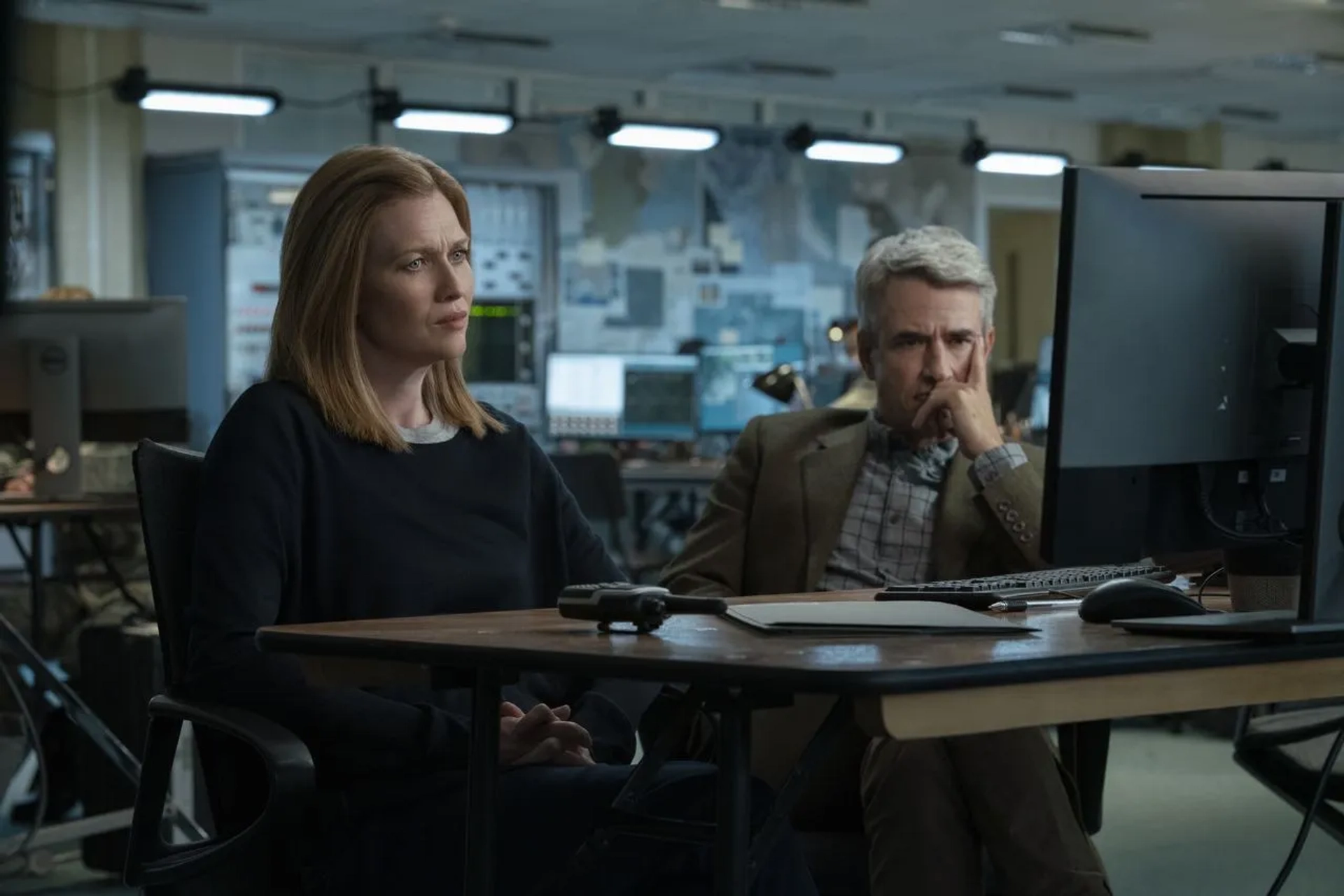 Dermot Mulroney and Mireille Enos in Hanna (2019)