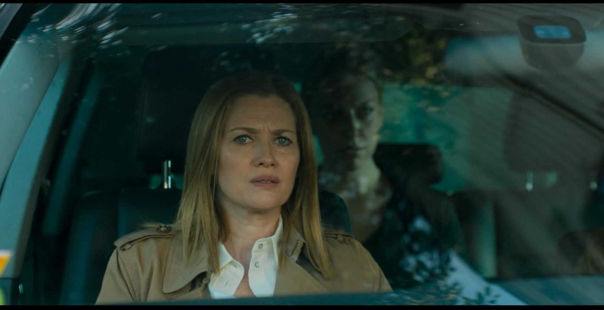 Mireille Enos and Caitlin Innes Edwards in Hanna (2019)