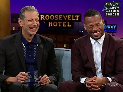 Jeff Goldblum and Marlon Wayans in The Late Late Show with James Corden (2015)