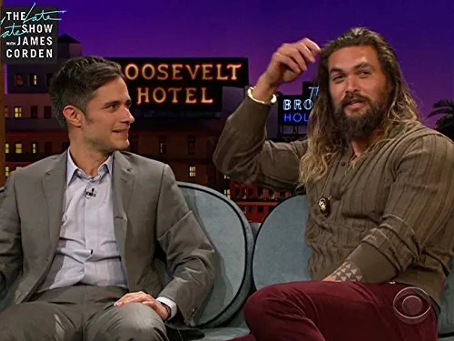 Gael García Bernal and Jason Momoa in The Late Late Show with James Corden (2015)