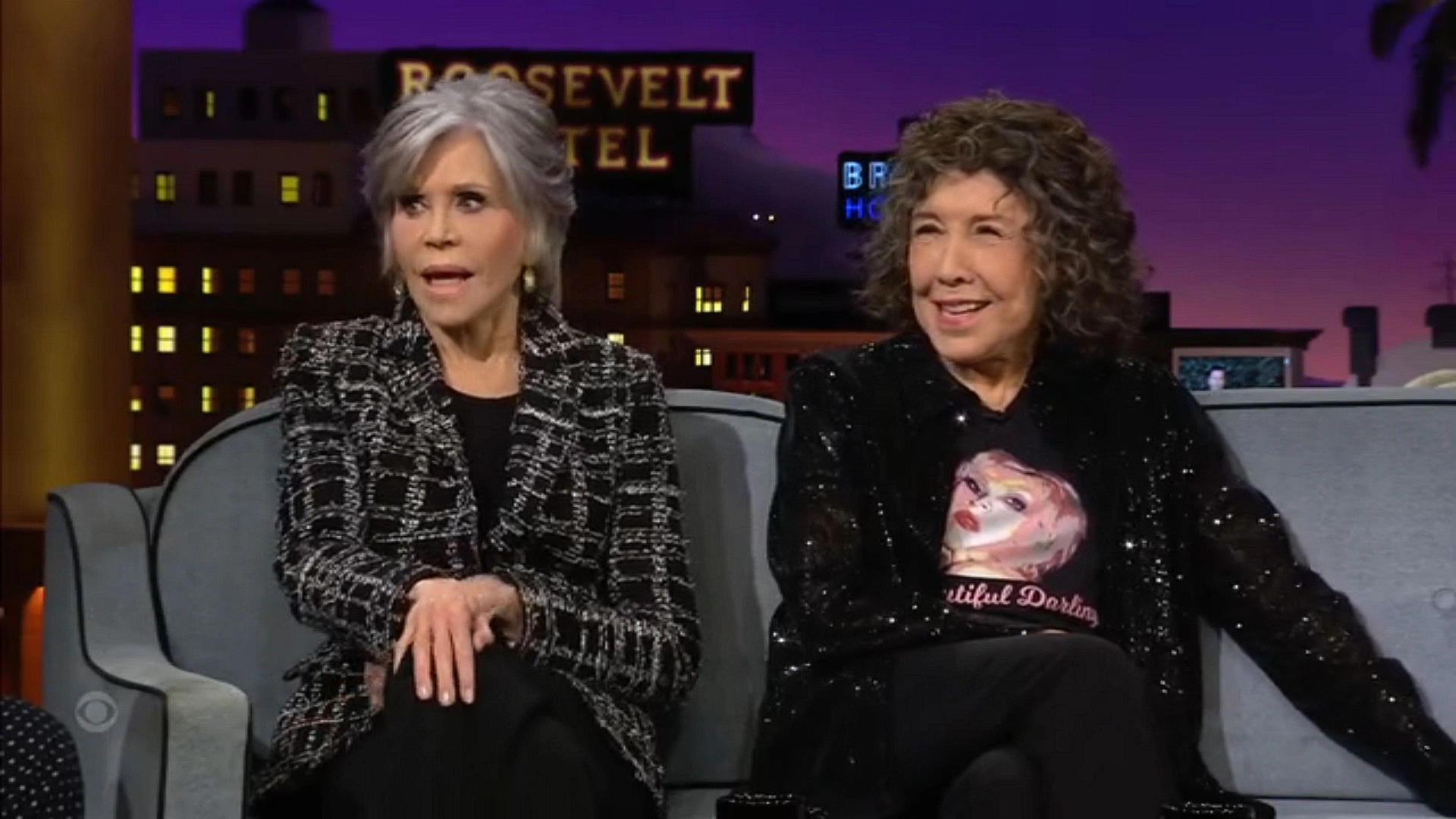 Jane Fonda and Lily Tomlin in The Late Late Show with James Corden: Jane Fonda/Lily Tomlin/Peter Yorn (2022)