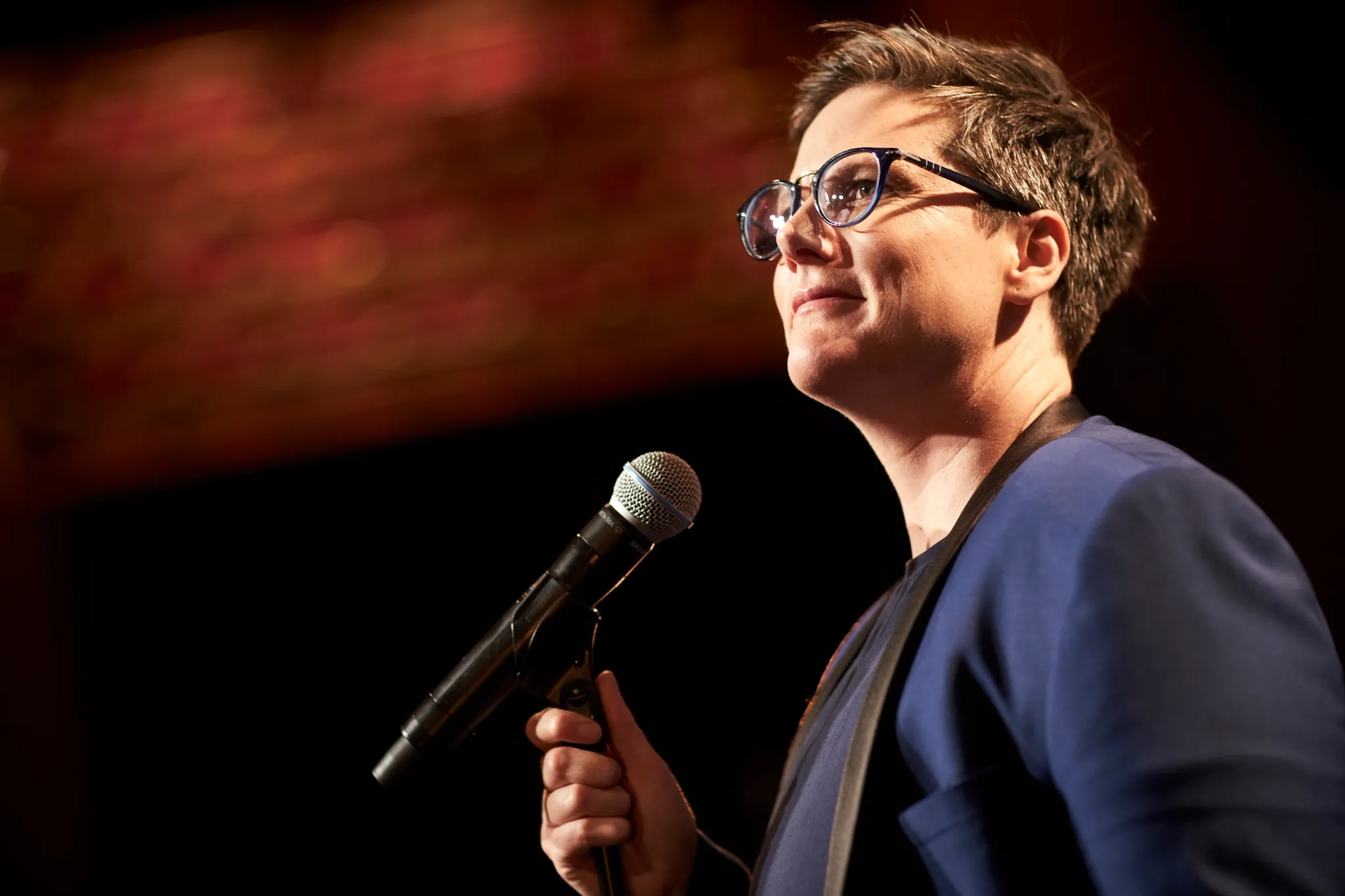 مستند هانا گدسبی: نانت (Hannah Gadsby: Nanette 2018)