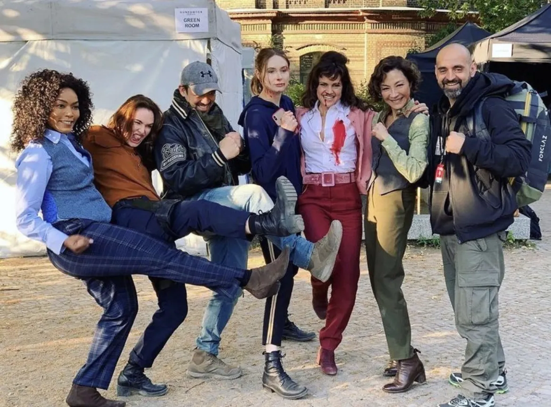 Angela Bassett, Michelle Yeoh, Carla Gugino, Lena Headey, Sébastien Peres, Karen Gillan, and Laurent Demianoff in Gunpowder Milkshake (2021)