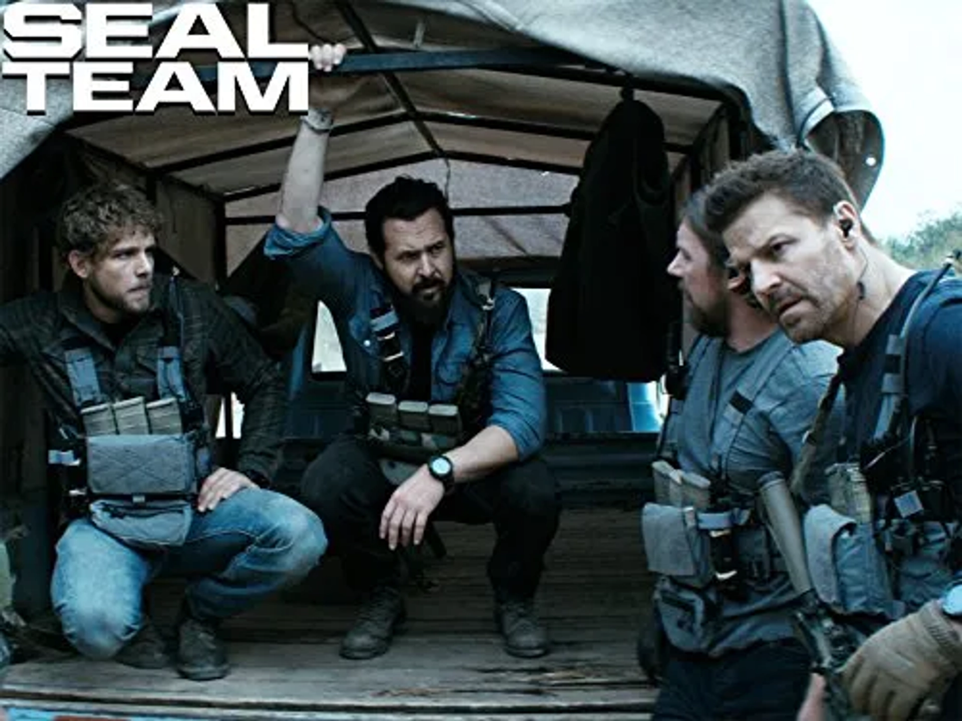 David Boreanaz, A.J. Buckley, Tyler Grey, and Max Thieriot in SEAL Team (2017)