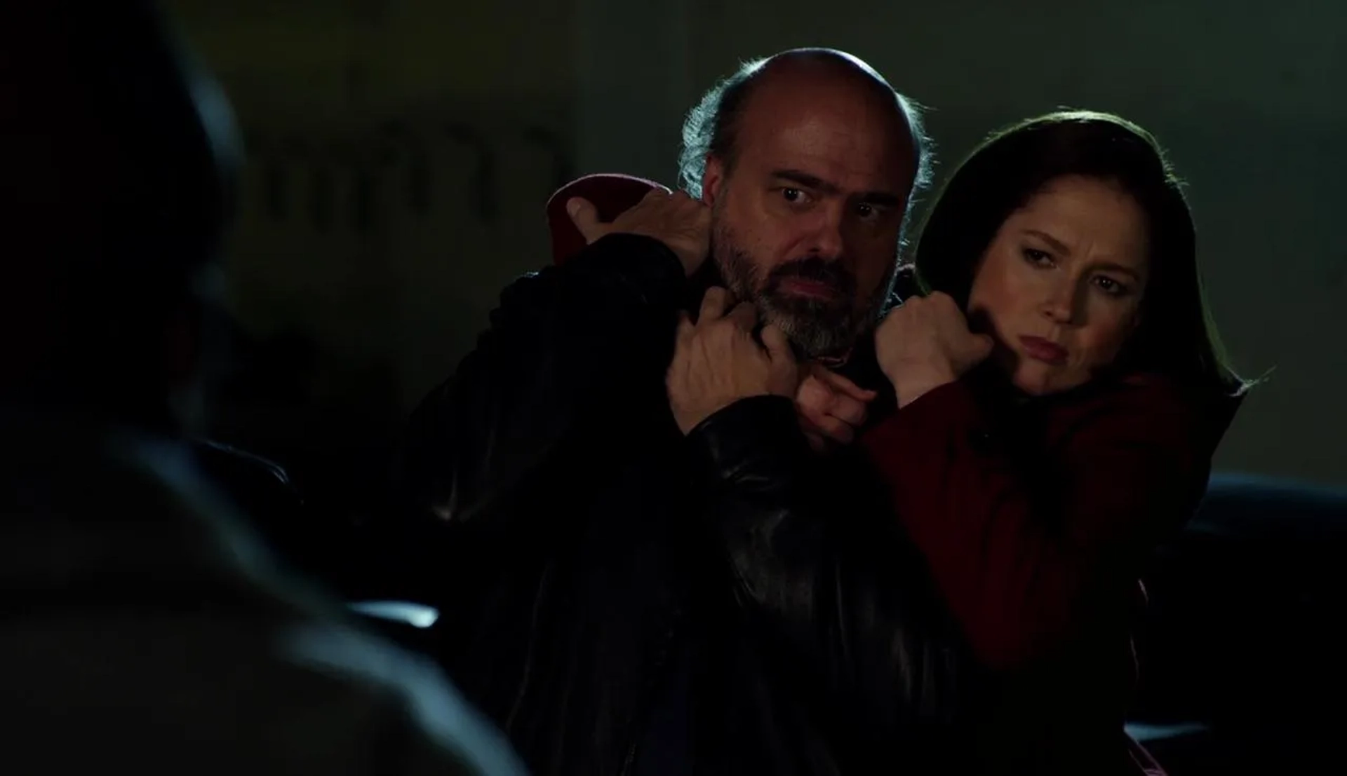 Scott Adsit and Ellie Kemper in Unbreakable Kimmy Schmidt (2015)