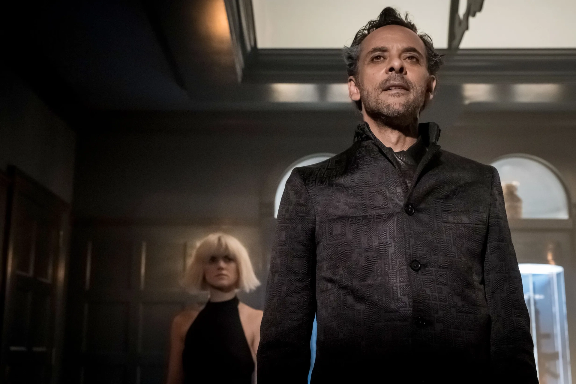 Alexander Siddig and Erin Richards in Gotham (2014)