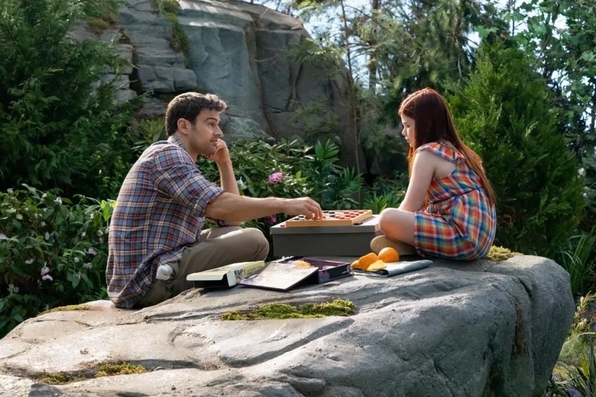 Still of Theo James and Everleigh McDonell in The Time Traveler's Wife