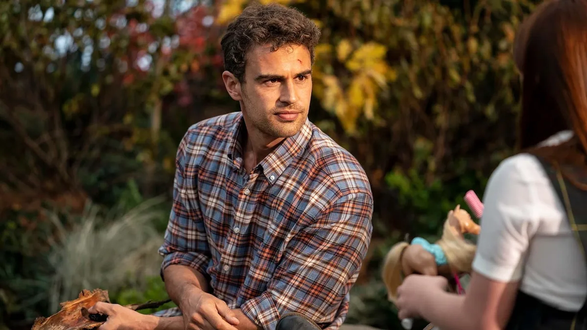 Still of Theo James and Everleigh McDonell in The Time Traveler's Wife