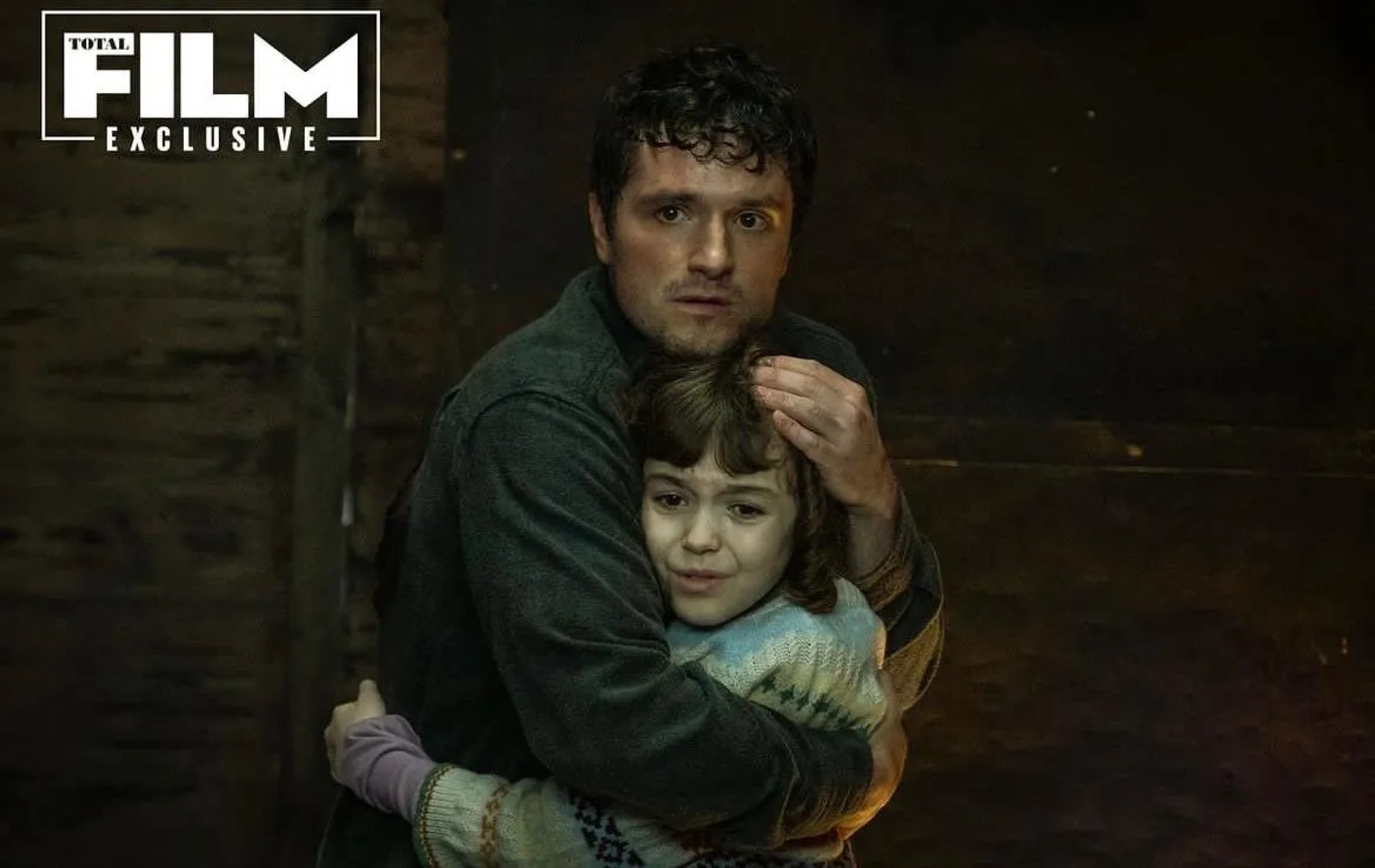 Josh Hutcherson and Piper Rubio in Five Nights At Freddy’s