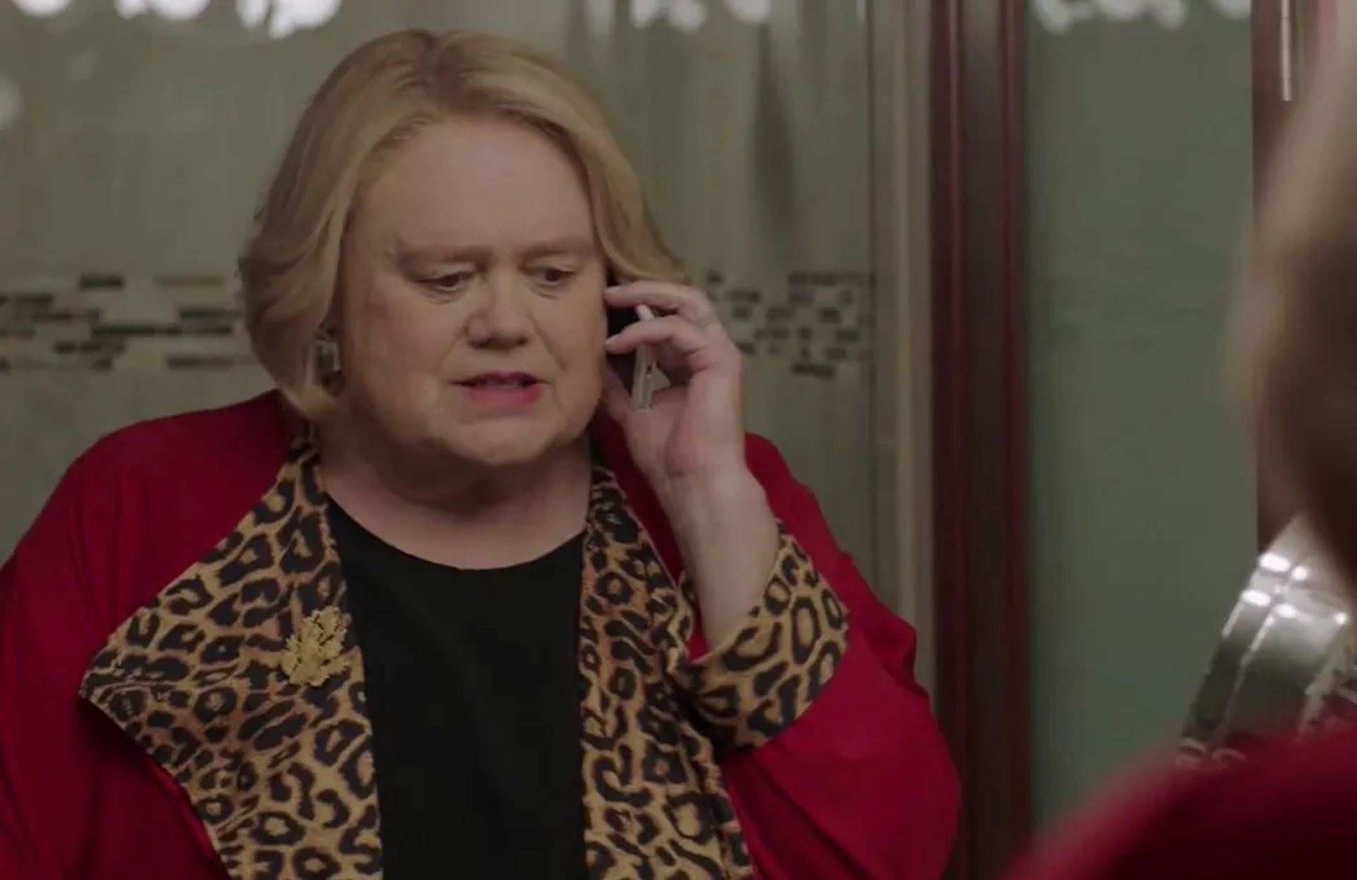 Louie Anderson in Baskets (2016)