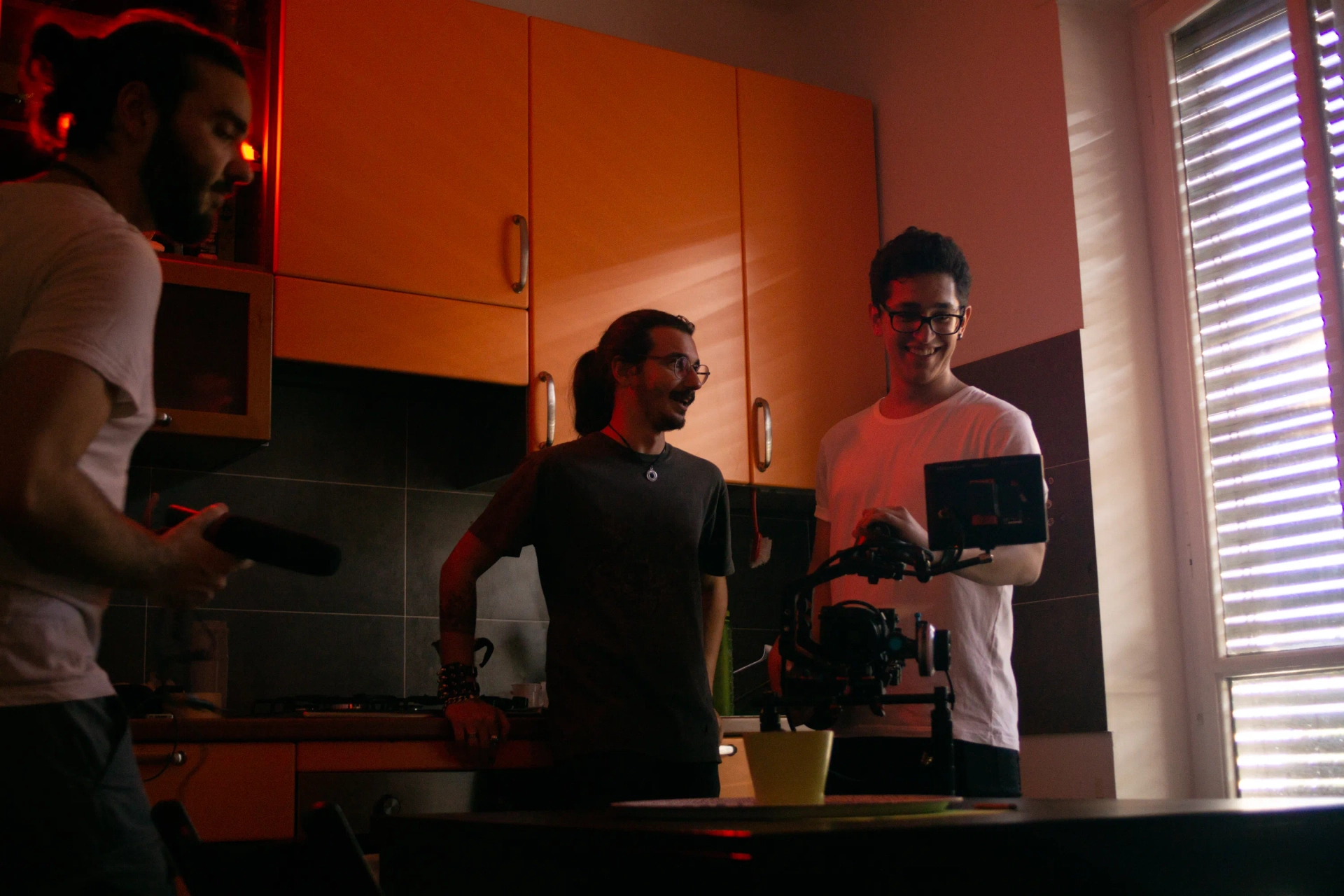 Lorenzo Scarpa, Fabrizio Cassandro, and Marco D'Almo in Afasia (2021)
