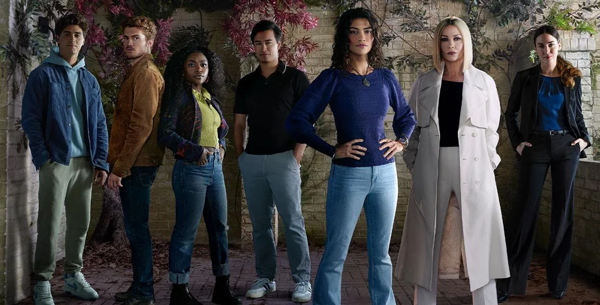 Catherine Zeta-Jones, Jordan Rodrigues, Lisette Olivera, Jake Austin Walker, Zuri Reed, Lyndon Smith, and Antonio Cipriano in National Treasure: Edge of History (2022)