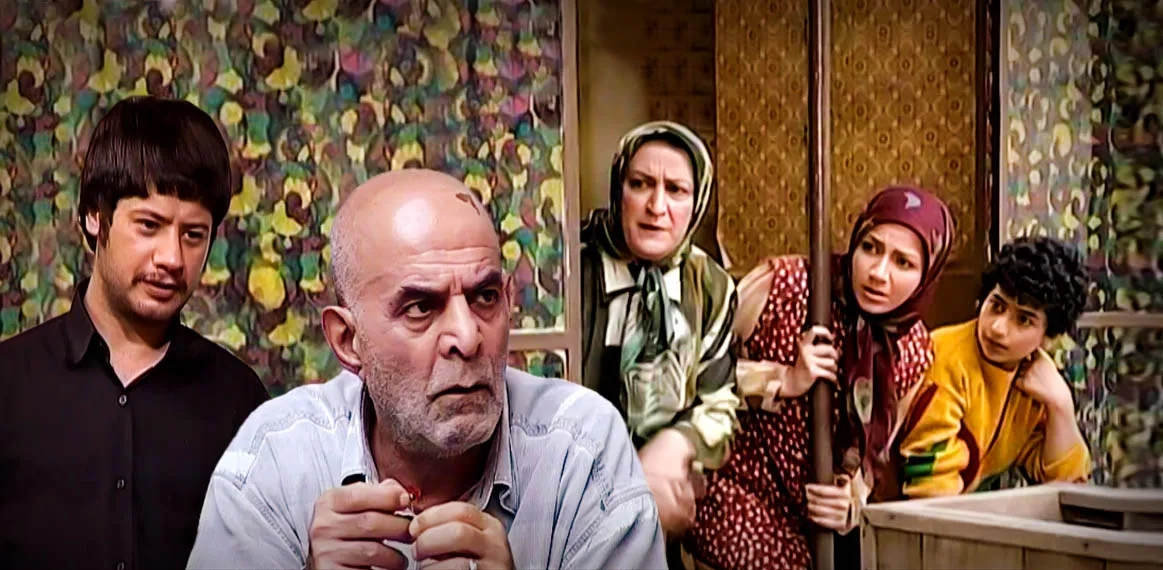 Sirus Gorjestani, Maryam Amirjallali, and Ali Sadeghi in The Accused Escaped (2005)