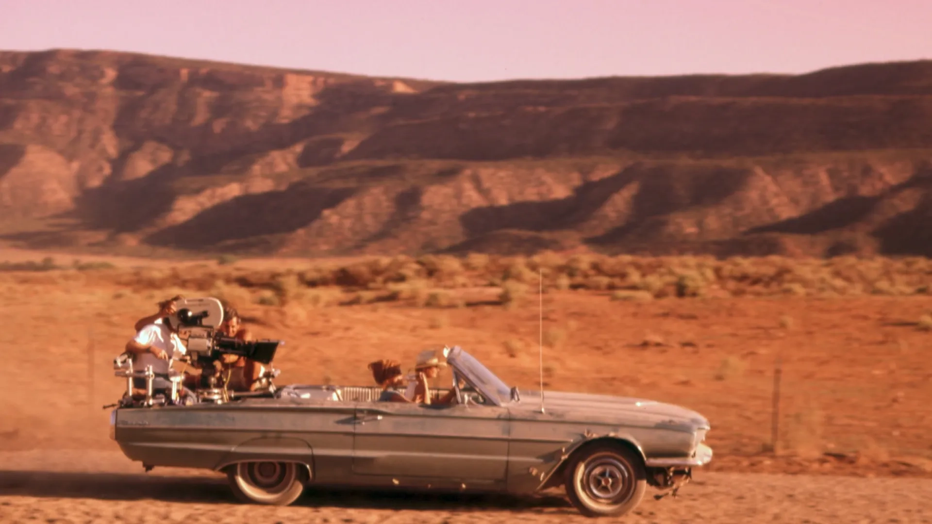 Geena Davis and Susan Sarandon in Thelma & Louise (1991)