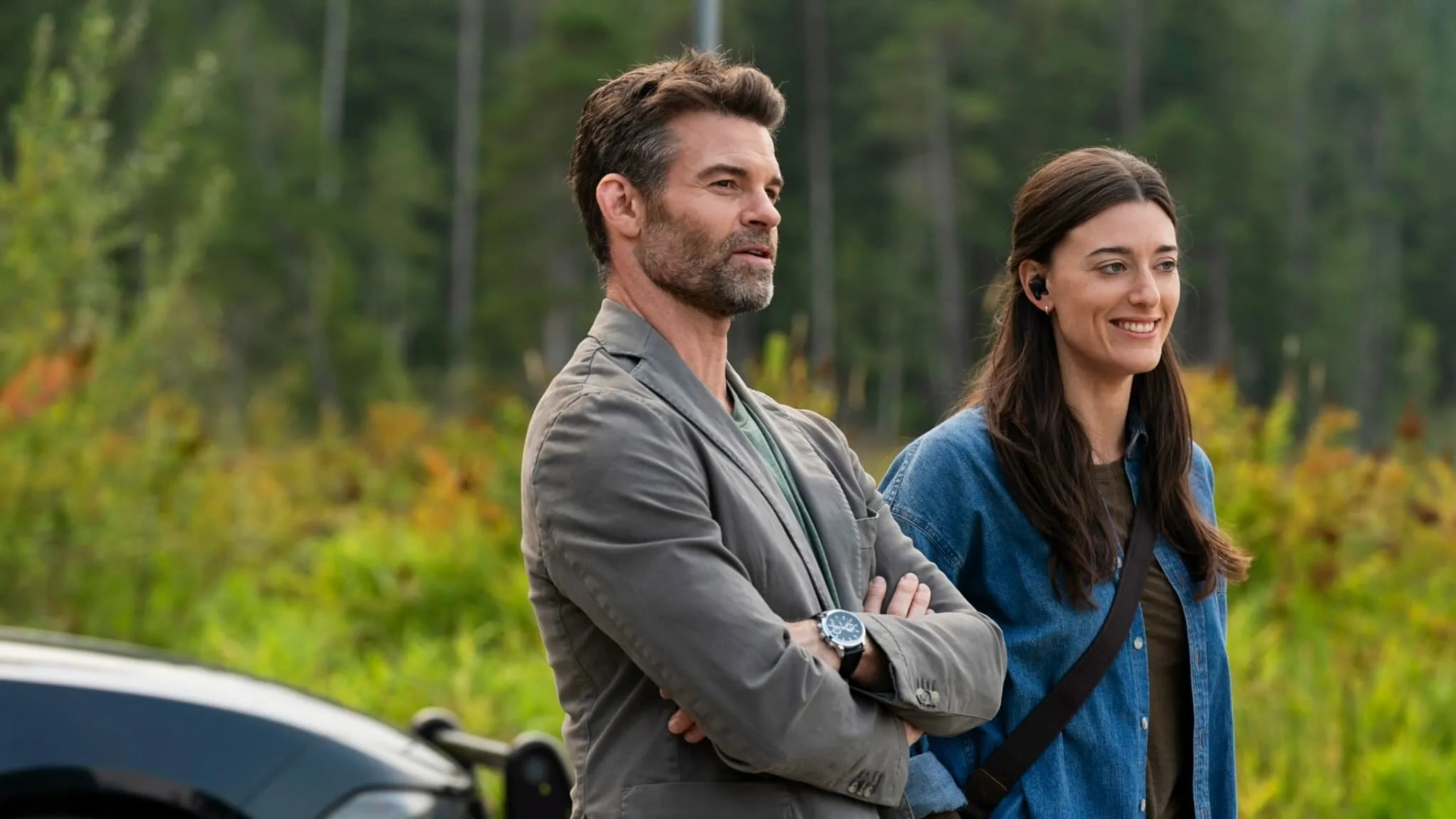 Daniel Gillies and Dolly Lewis in Sight Unseen (2024)
