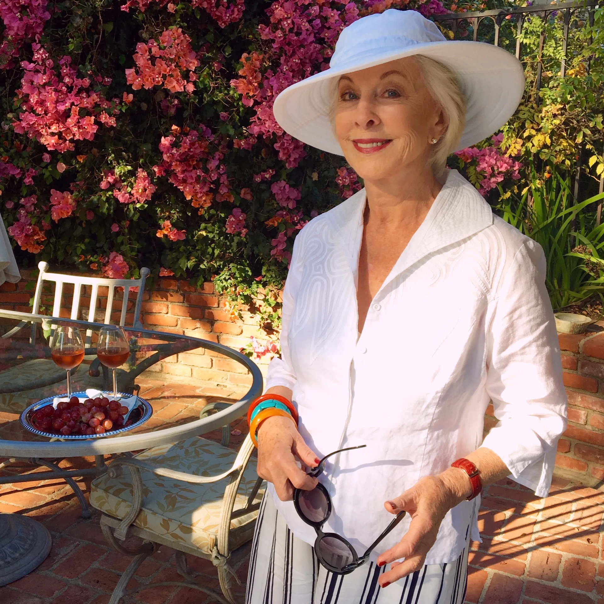 Christina Pickles in Break a Hip (2015)
