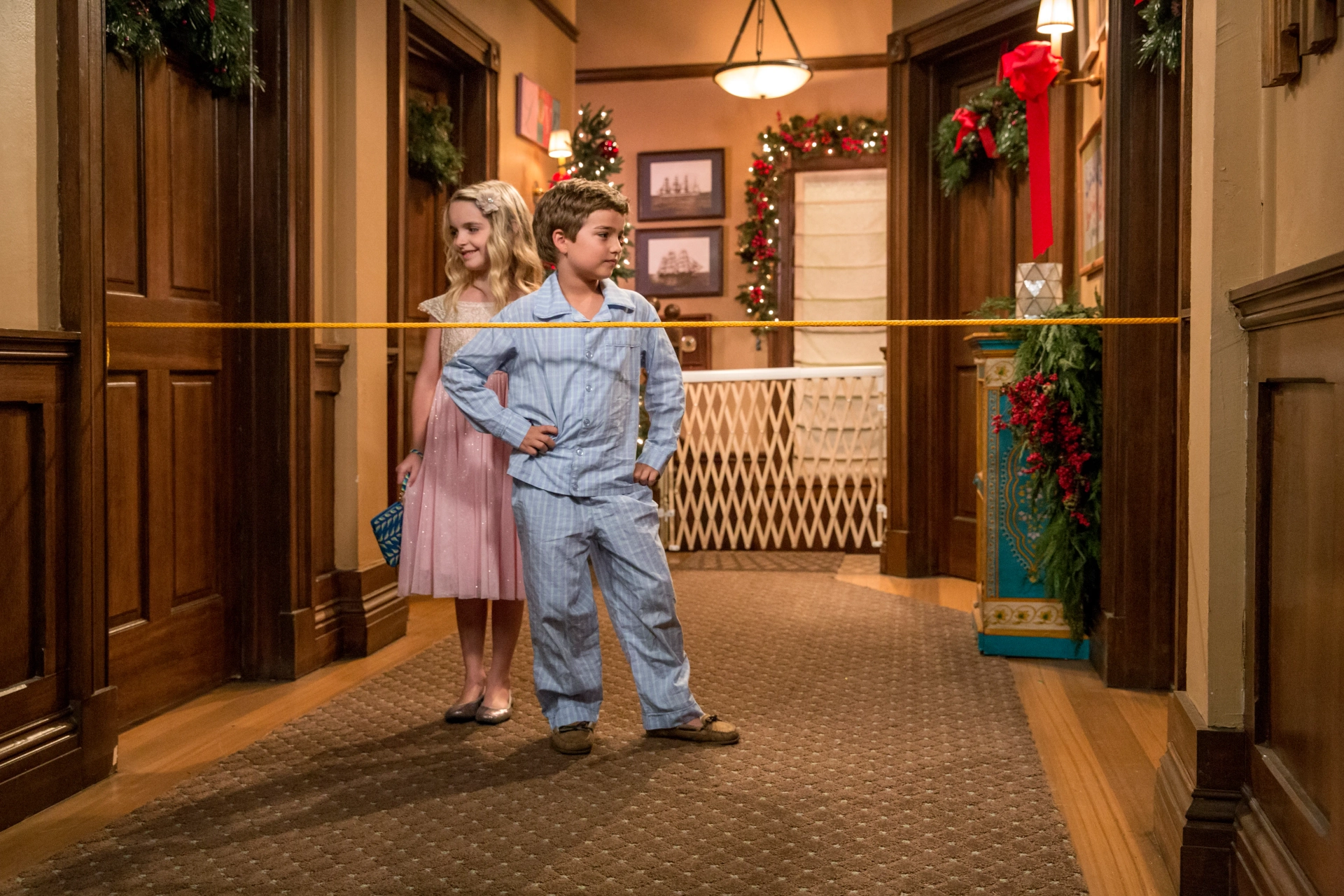 Mckenna Grace and Elias Harger in Fuller House (2016)