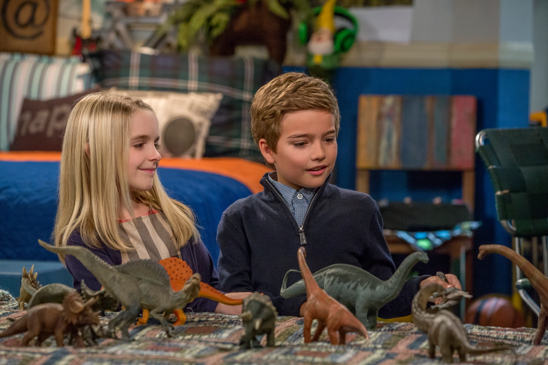 Mckenna Grace and Elias Harger in Fuller House (2016)