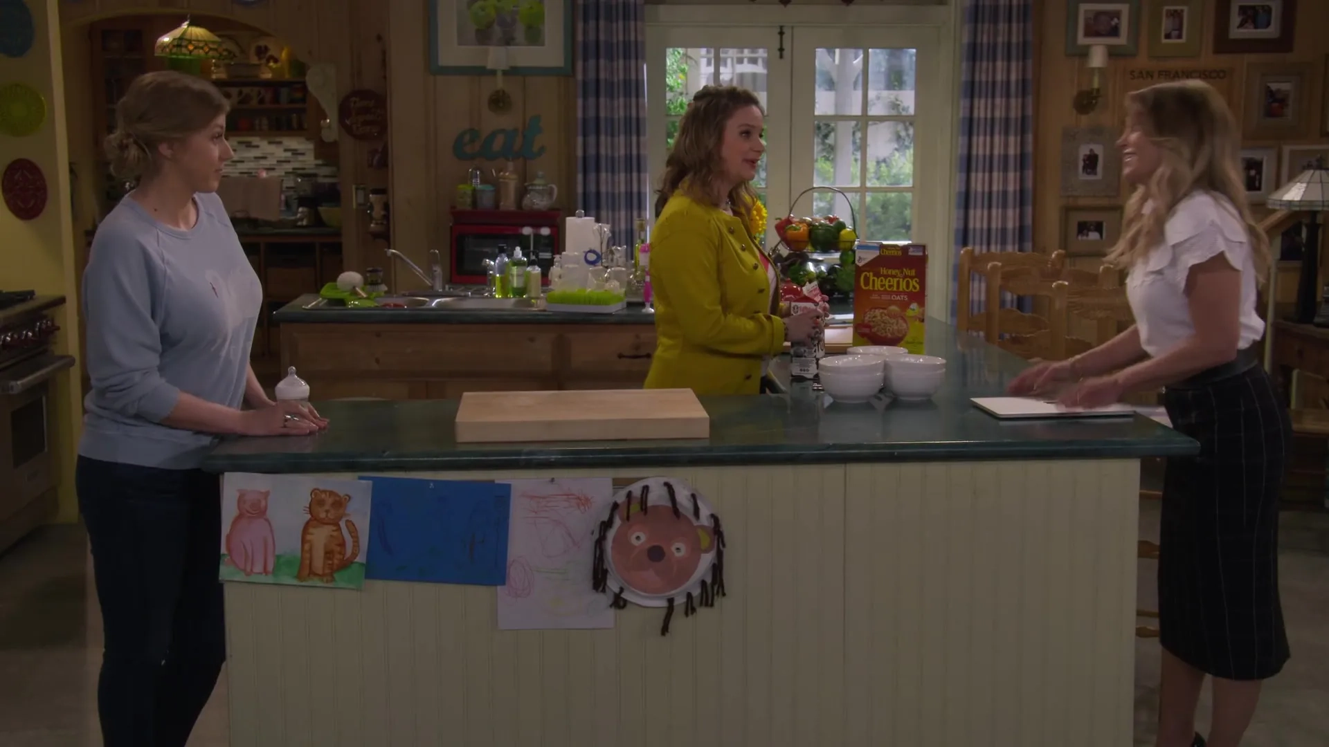 Andrea Barber, Candace Cameron Bure, and Jodie Sweetin in Fuller House: Family Business (2019)