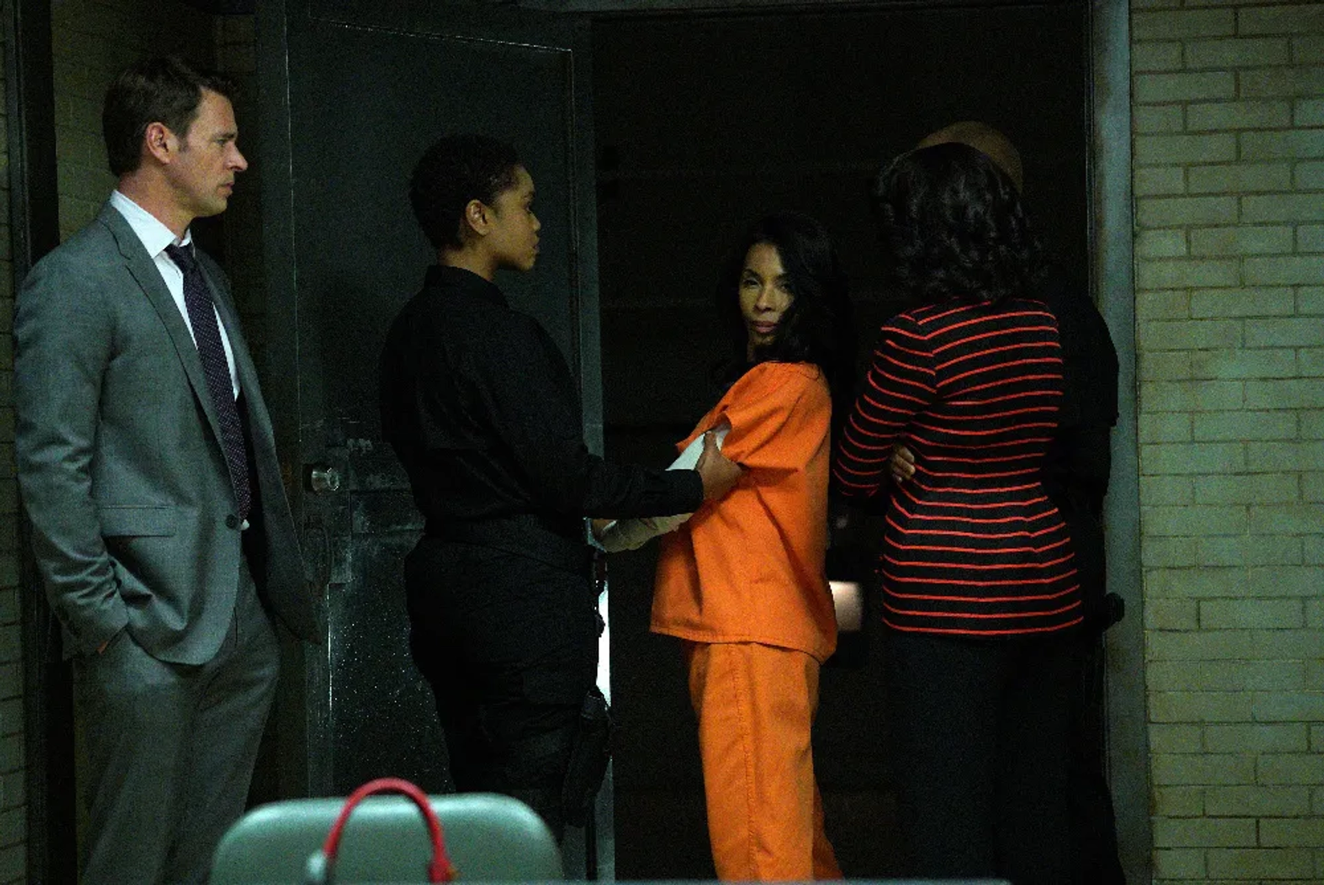 Scott Foley, Khandi Alexander, Kerry Washington, and Qualiéma Green in Scandal (2012)