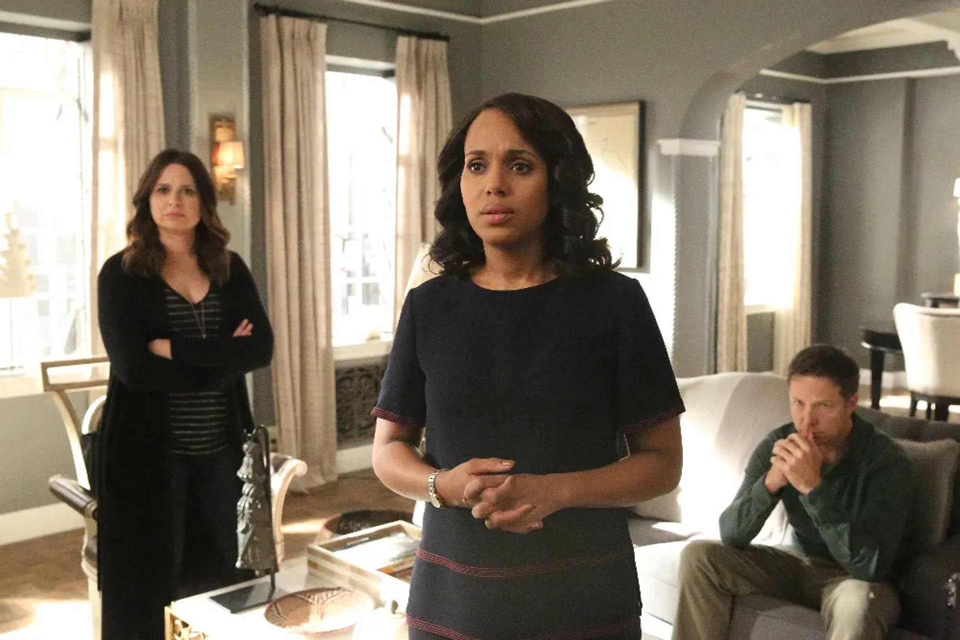 George Newbern, Kerry Washington, and Katie Lowes in Scandal (2012)