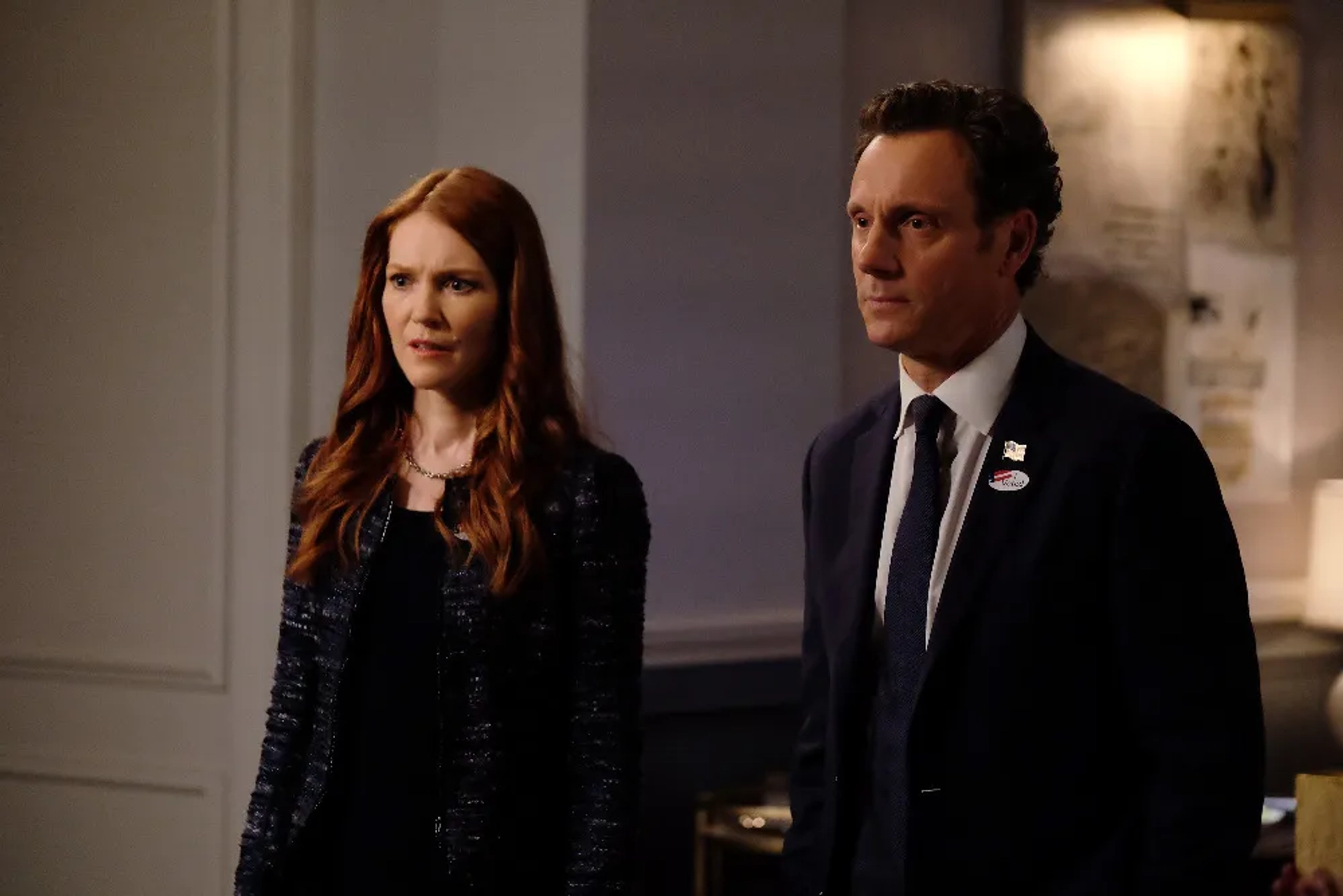 Tony Goldwyn and Darby Stanchfield in Scandal (2012)