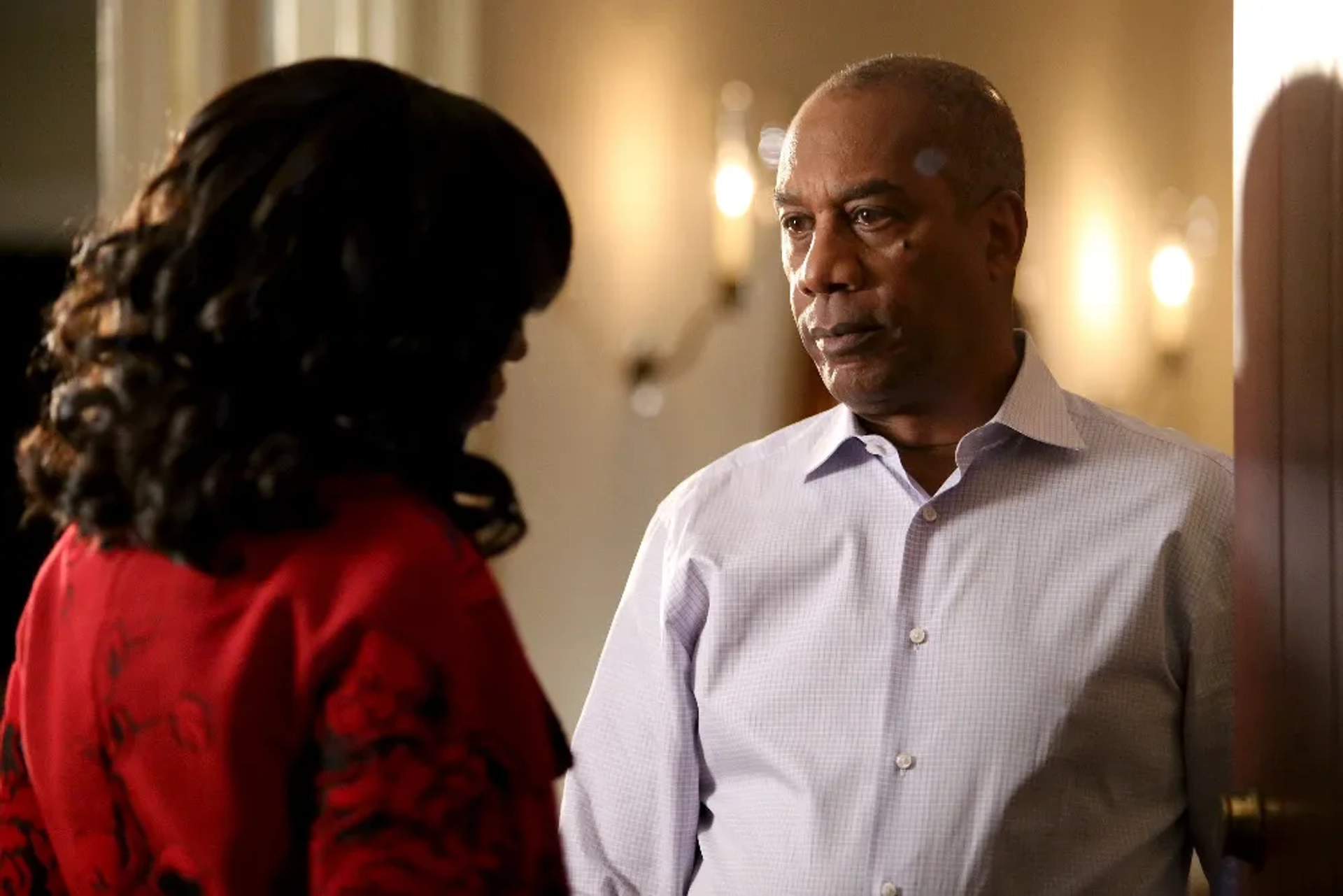 Joe Morton and Kerry Washington in Scandal (2012)