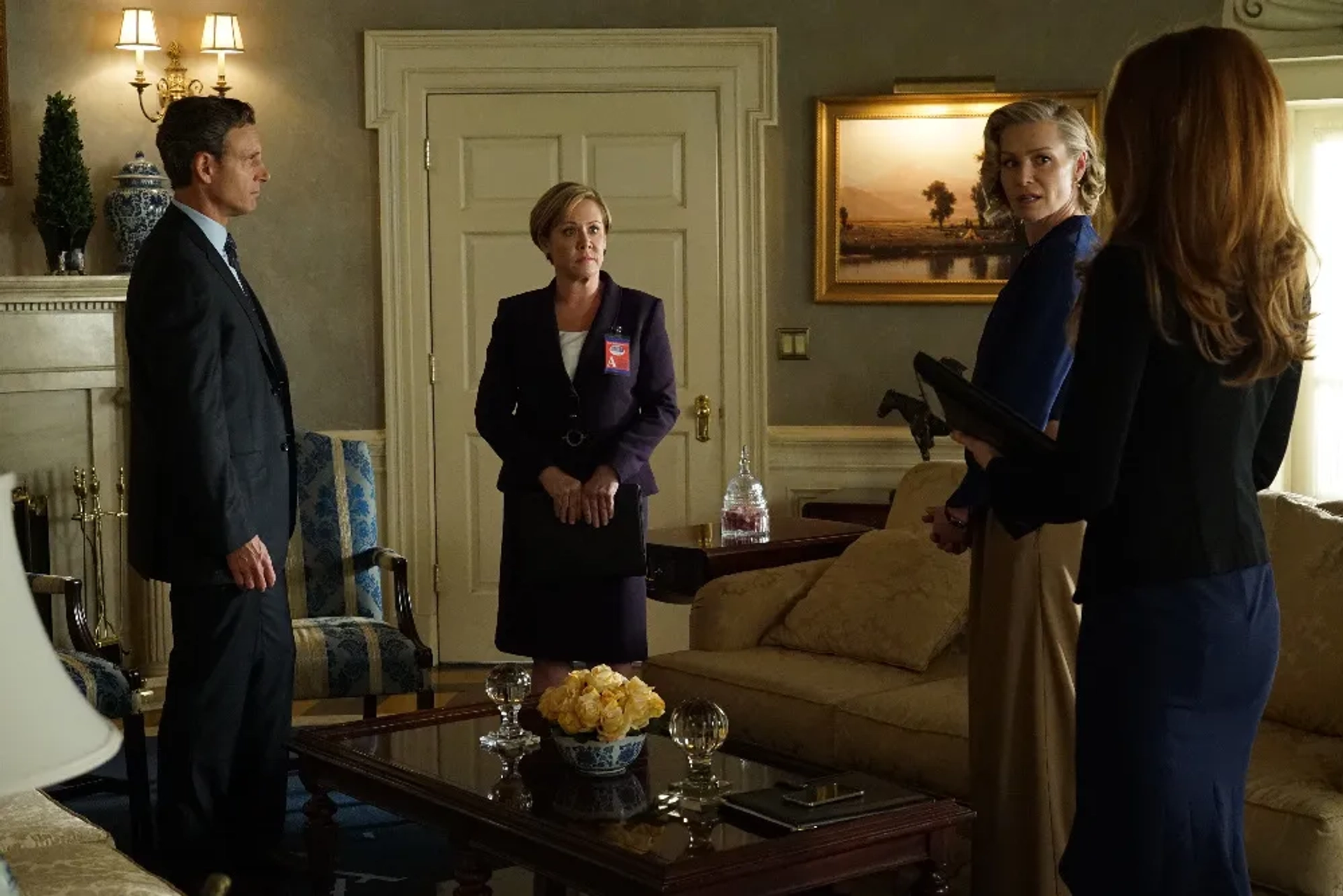 Tony Goldwyn, Portia de Rossi, Romy Rosemont, and Darby Stanchfield in Scandal (2012)