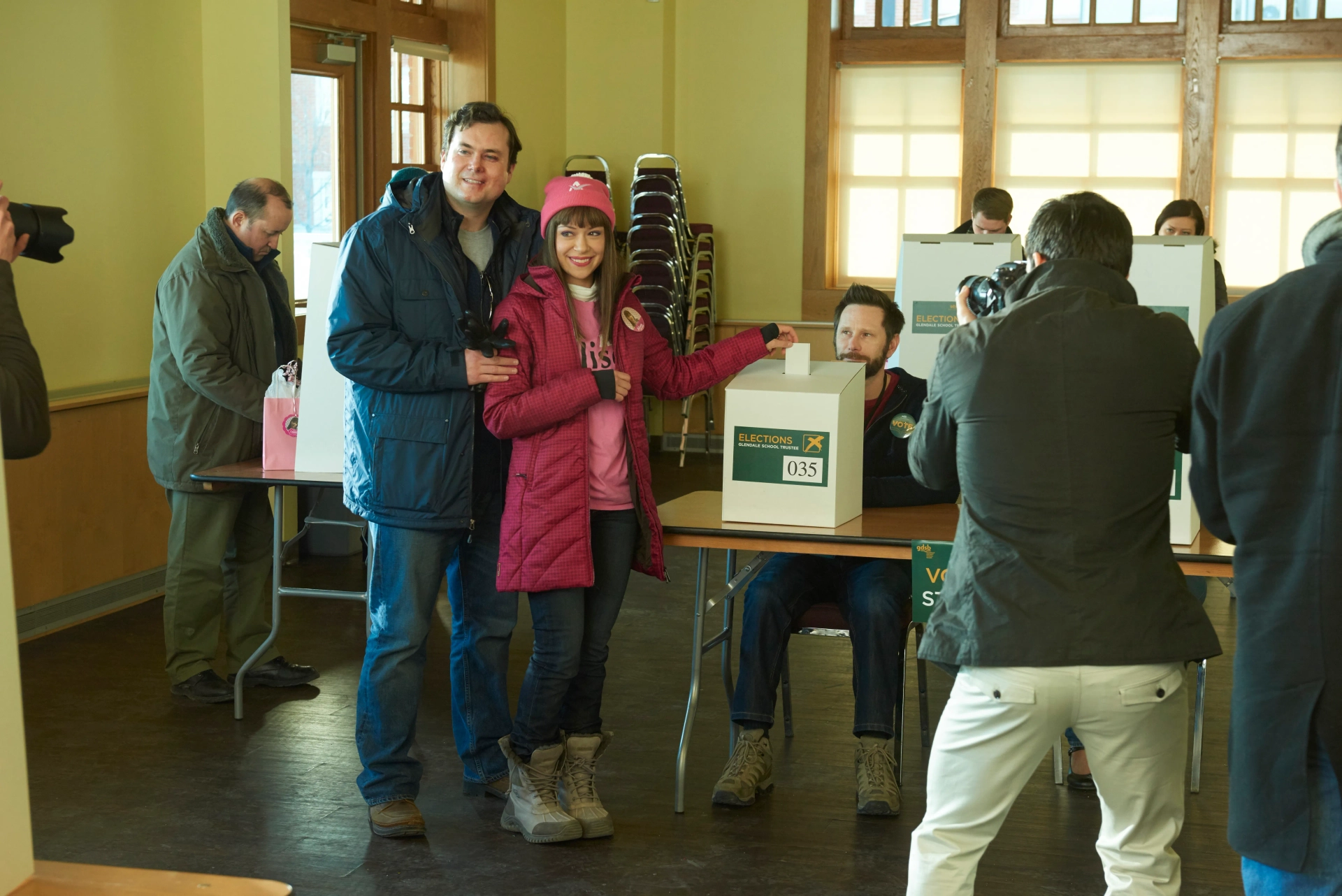 Tatiana Maslany and Kristian Bruun in Orphan Black (2013)