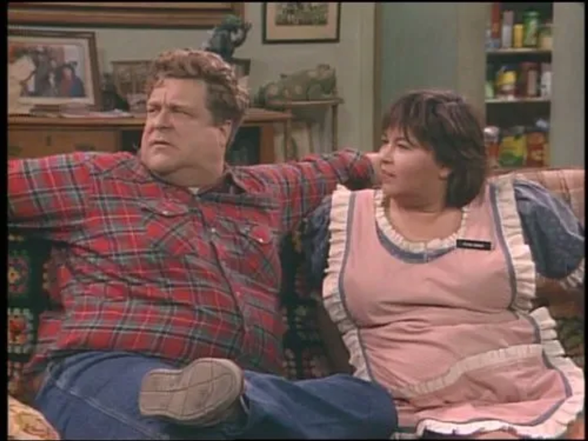 John Goodman and Roseanne Barr in Roseanne (1988)