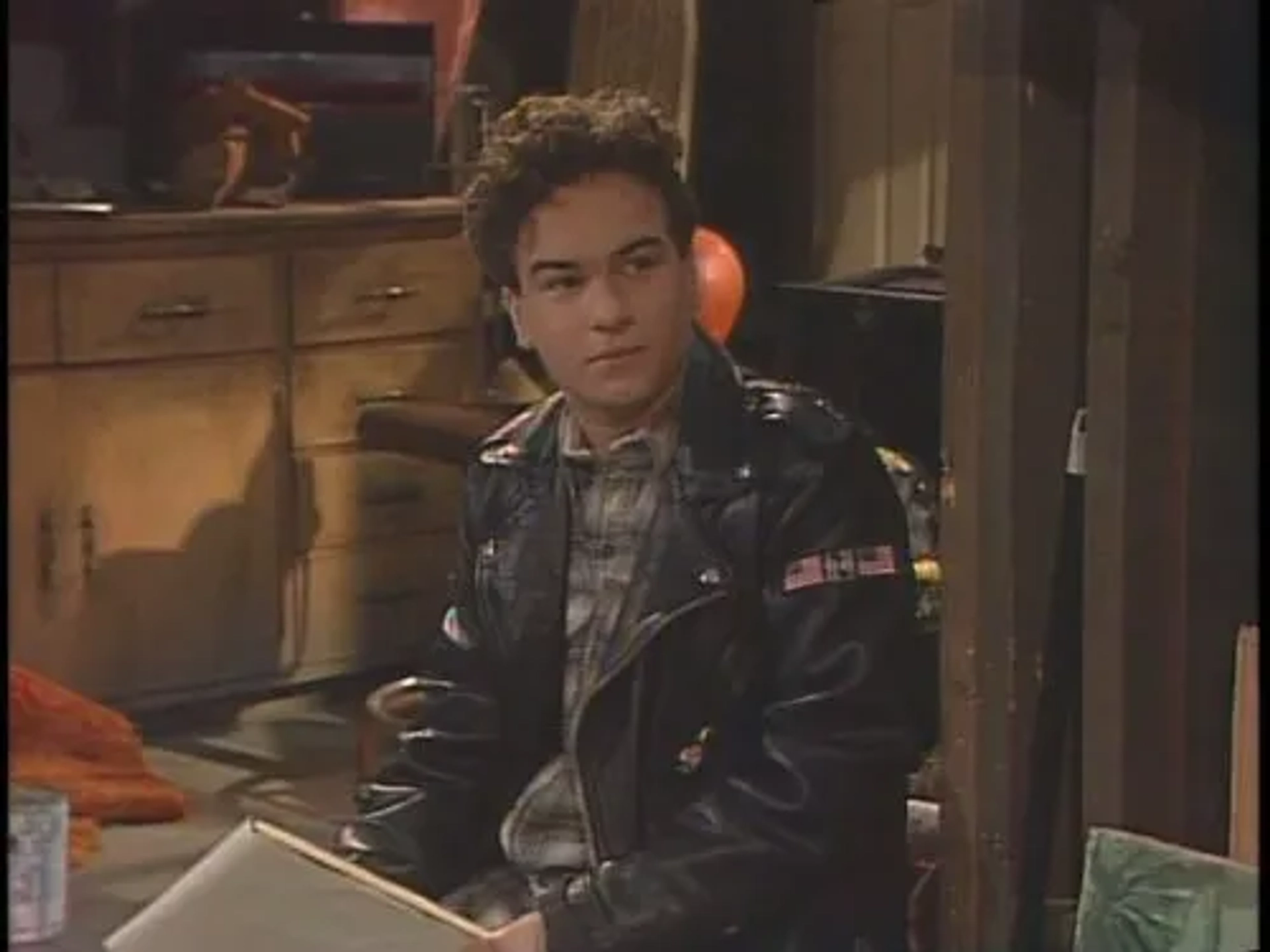 Johnny Galecki in Roseanne (1988)