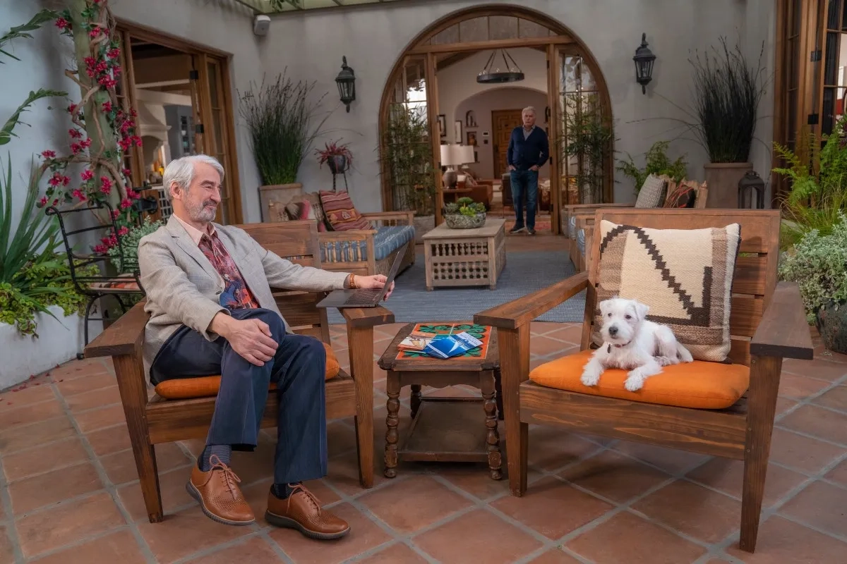 Martin Sheen and Sam Waterston in Grace and Frankie: The Funky Walnut (2020)