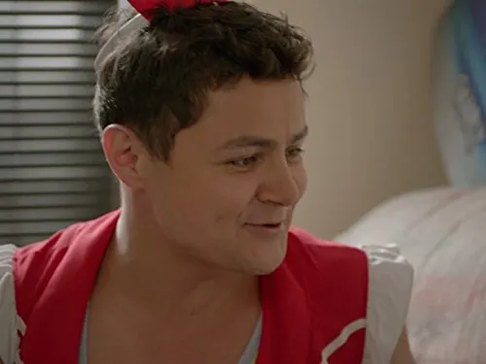 Arturo Castro in Broad City (2014)