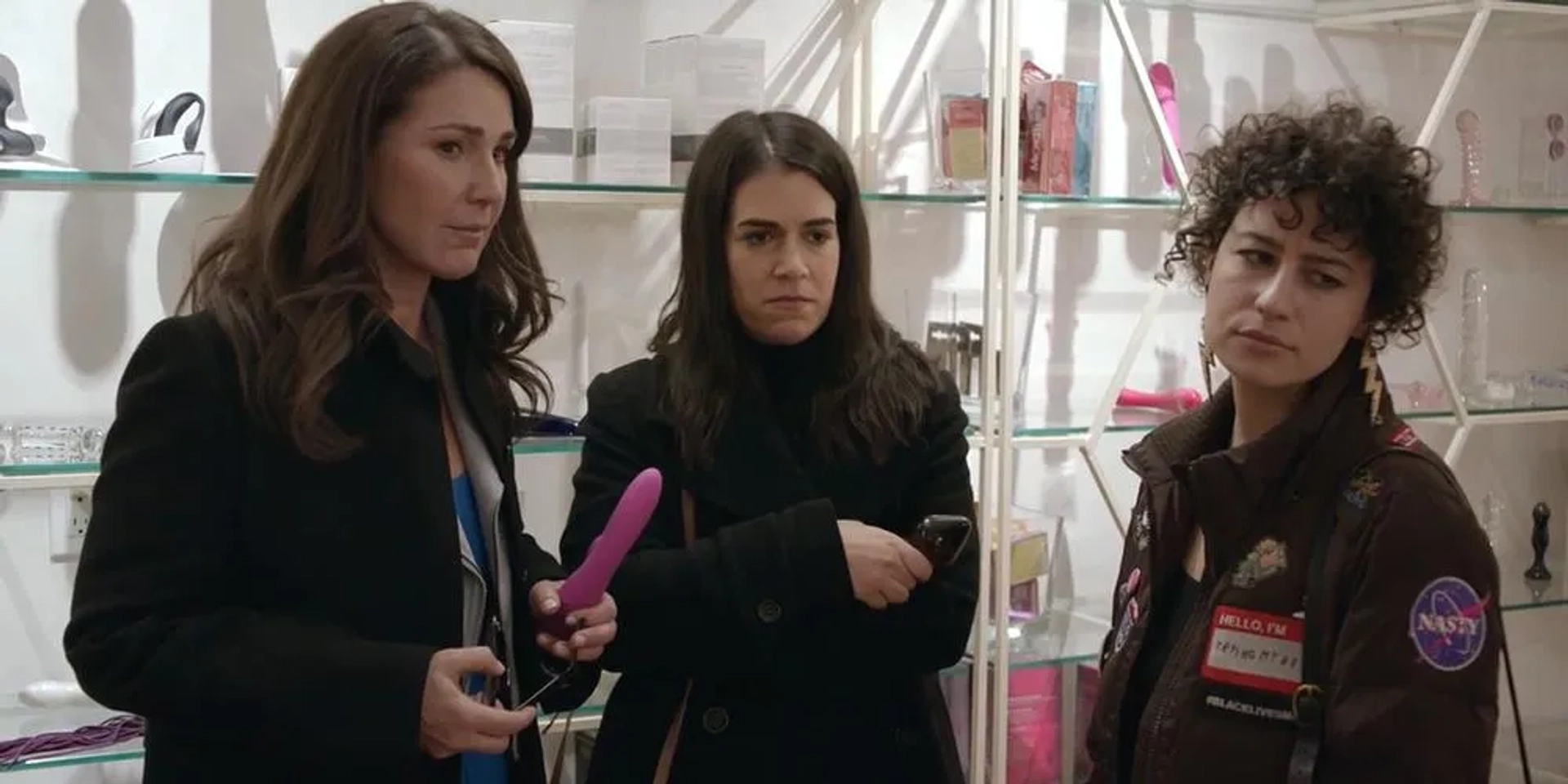 Peri Gilpin, Abbi Jacobson, and Ilana Glazer in Broad City (2014)