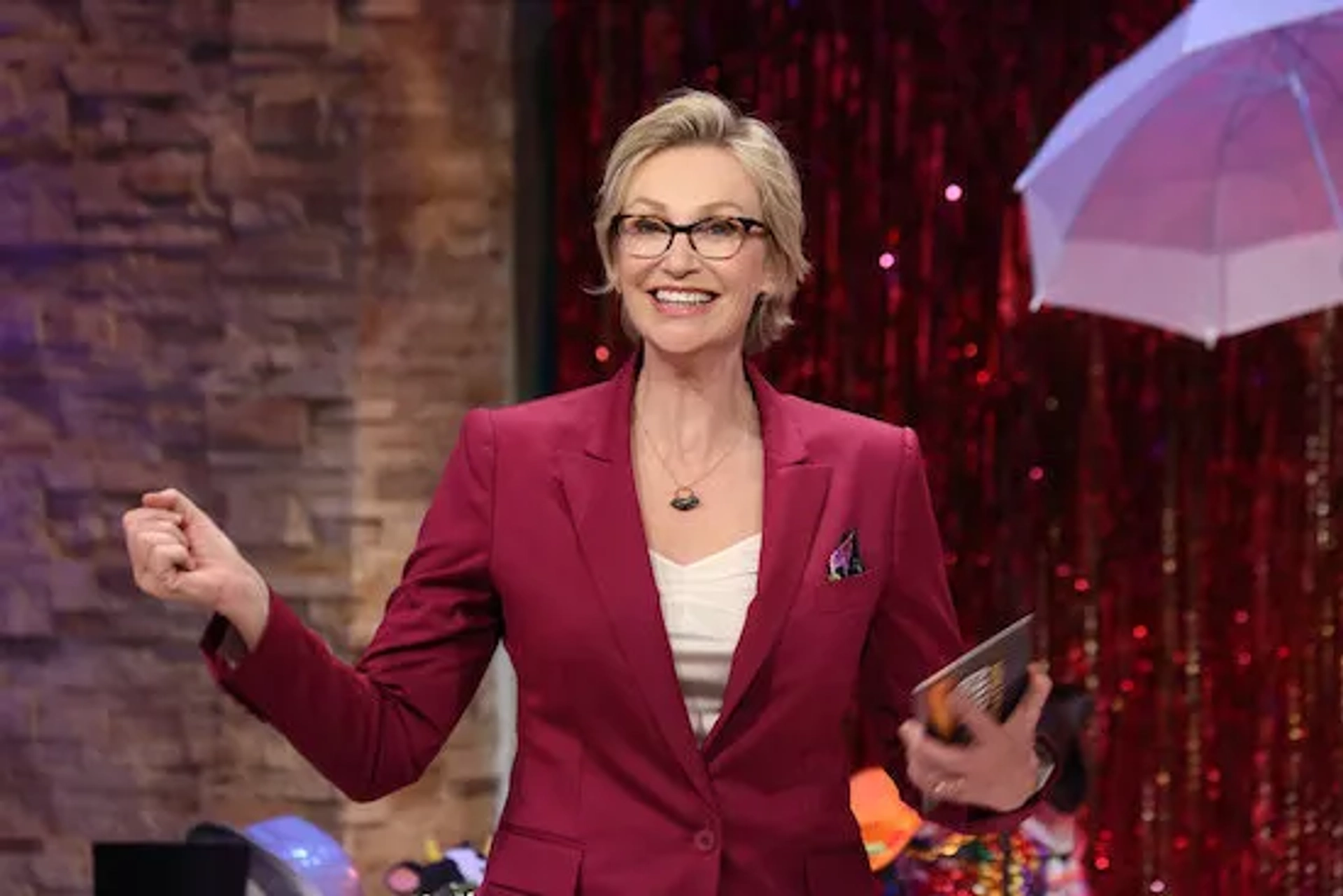 Jane Lynch in Hollywood Game Night: 7 Seconds of Kressley (2020)