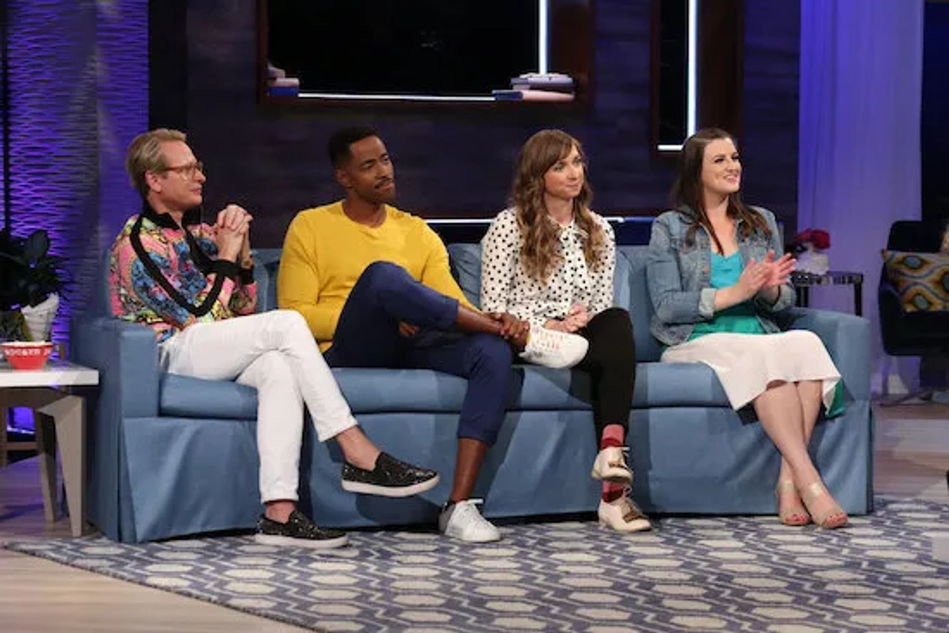 Jay Ellis, Carson Kressley, and Lauren Lapkus in Hollywood Game Night: 7 Seconds of Kressley (2020)