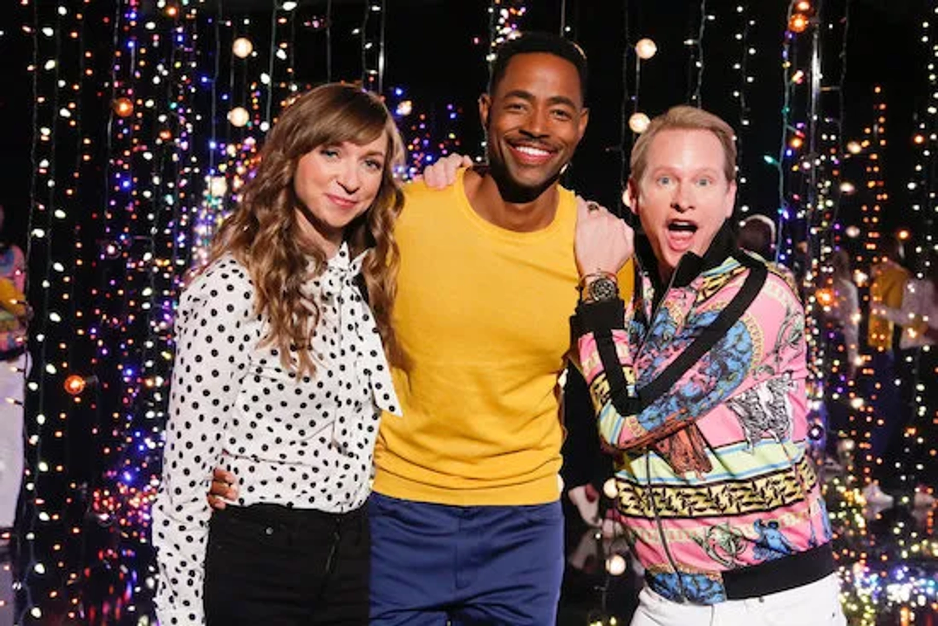 Jay Ellis, Carson Kressley, and Lauren Lapkus in Hollywood Game Night: 7 Seconds of Kressley (2020)