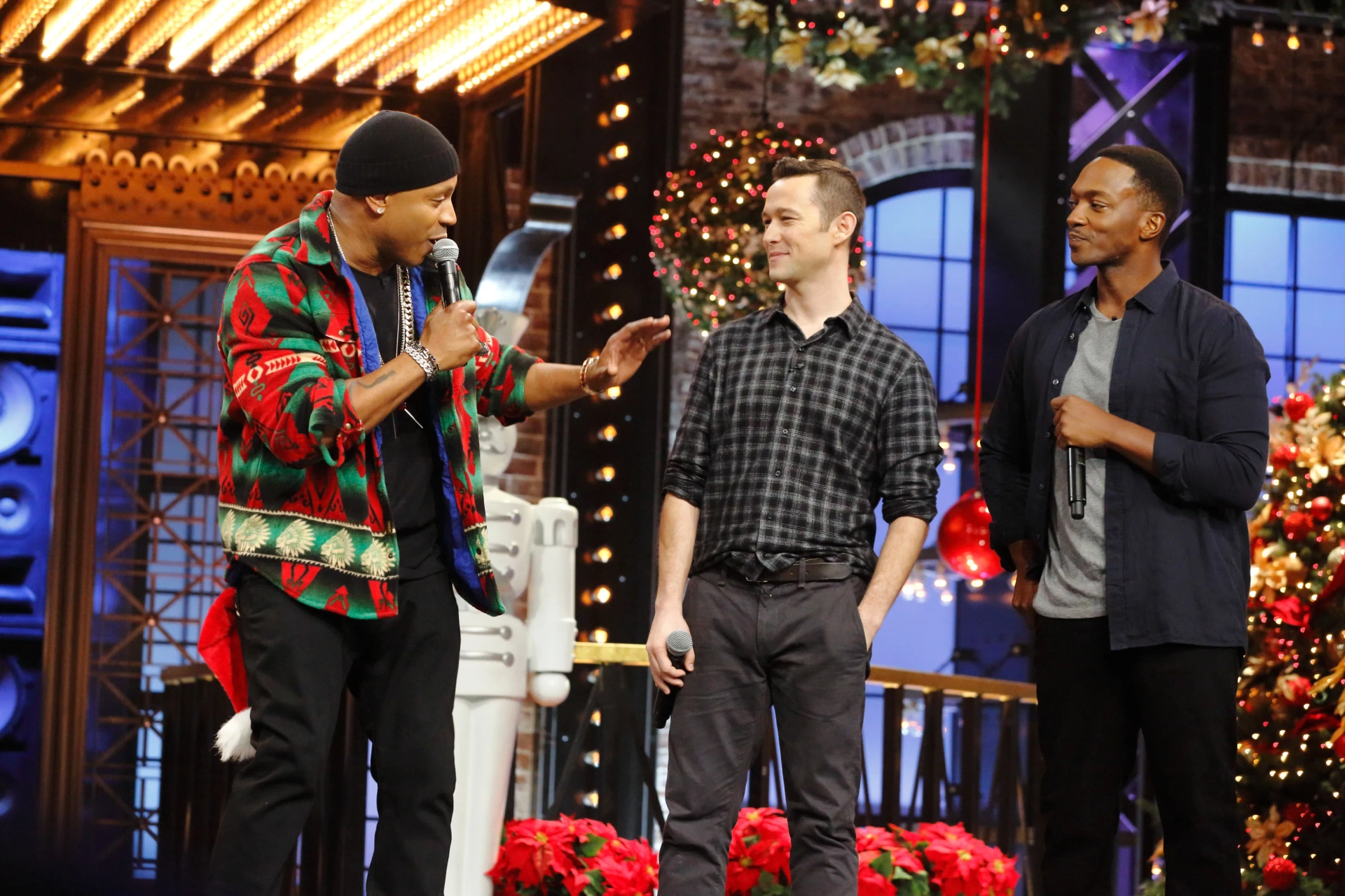 LL Cool J, Joseph Gordon-Levitt, and Anthony Mackie in Lip Sync Battle (2015)