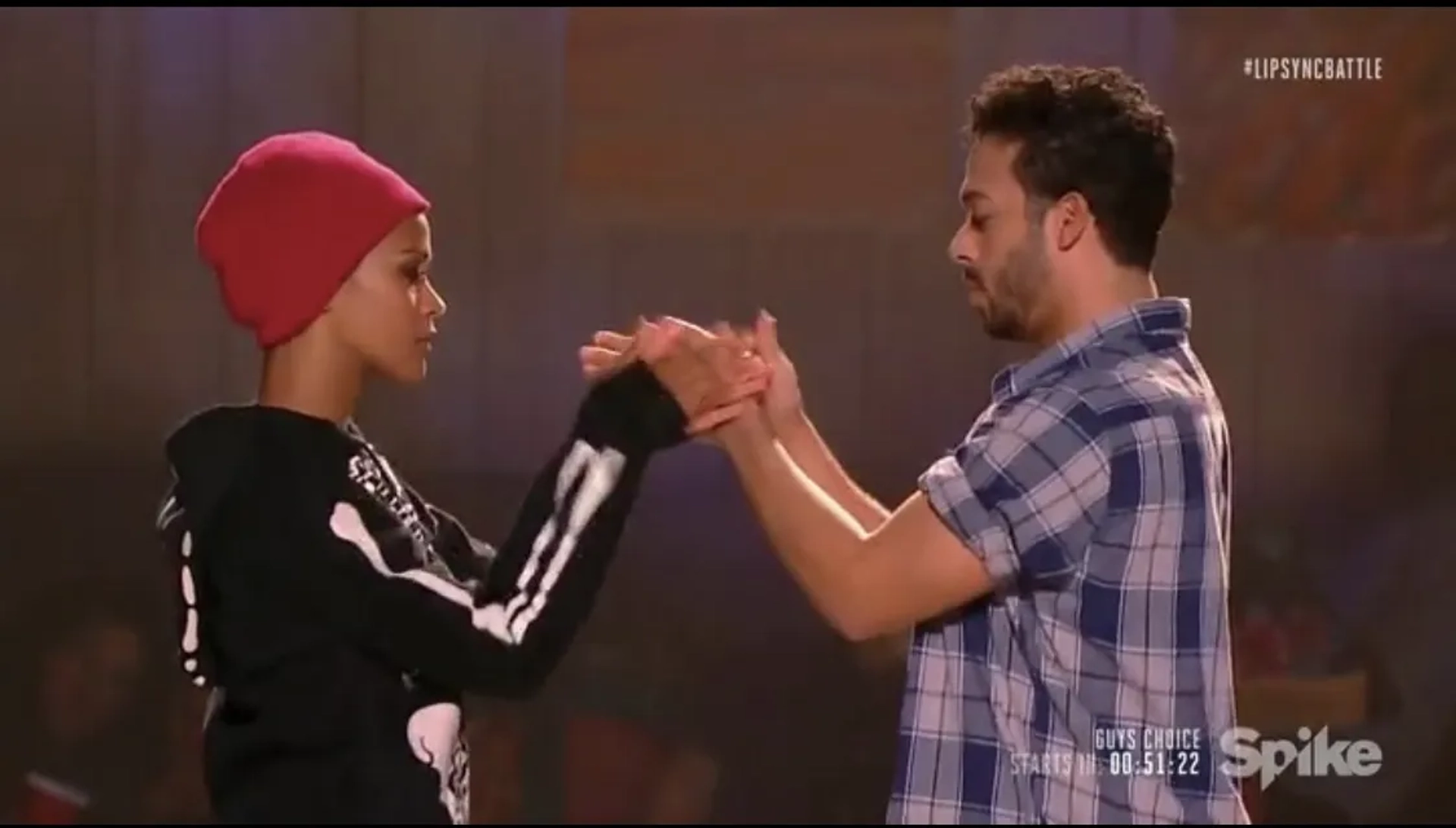 Zoe Saldana and C.J. Tyson in Lip Sync Battle (2015)