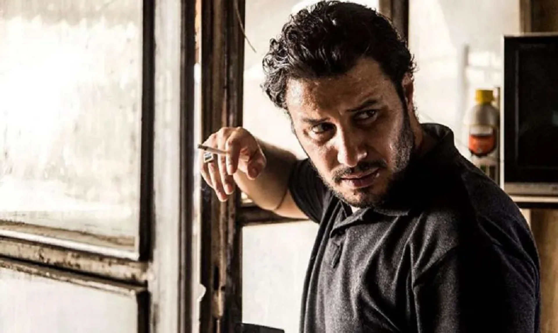 Javad Ezati in Alive (2019)