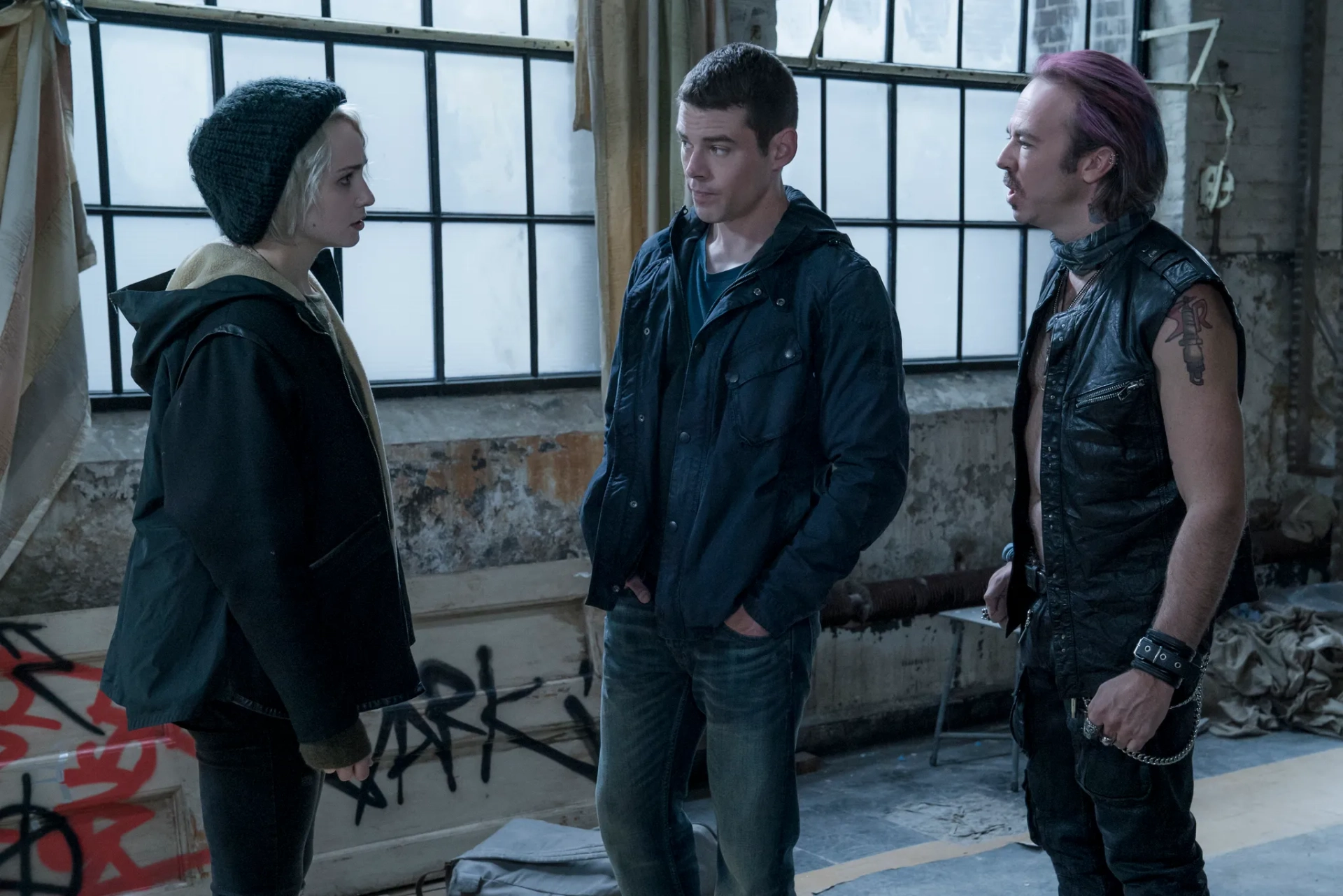 Kick Gurry, Brian J. Smith, and Tuppence Middleton in Sense8 (2015)