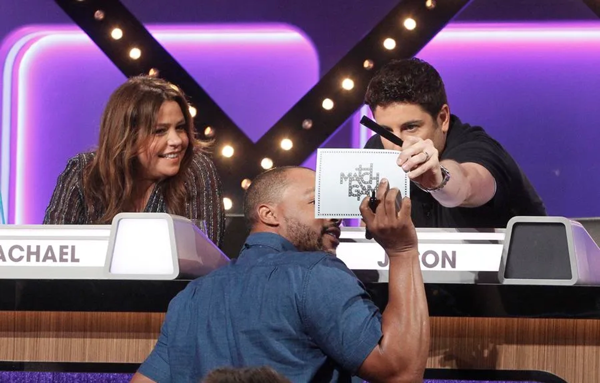 Jason Biggs, Donald Faison, and Rachael Ray in Match Game: Joel McHale/Rachael Ray/Jason Biggs/Caroline Rhea/Donald Faison/Vanessa Williams (2019)