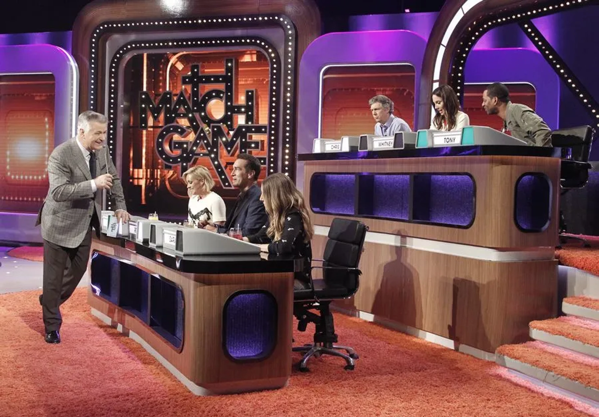 Alec Baldwin, Jane Krakowski, Sarah Chalke, Chris Parnell, Tony Rock, Rob Riggle, and Whitney Cummings in Match Game: Chris Parnell/Whitney Cummings/Tony Rock/Jane Krakowski/Rob Riggle/Sarah Chalke (2019)