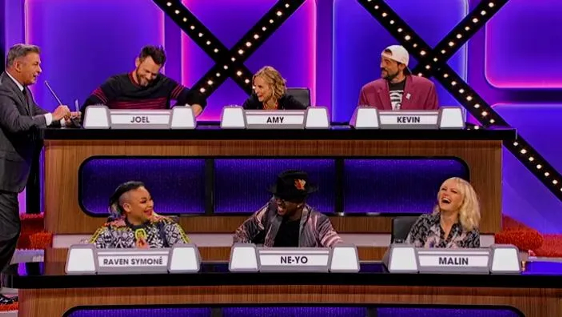 Kevin Smith, Malin Akerman, Joel McHale, Raven-Symoné, Amy Sedaris, and Ne-Yo in Match Game: Joel McHale, Amy Sedaris, Kevin Smith, Raven-Symoné, Ne-Yo, Malin Ackerman (2020)