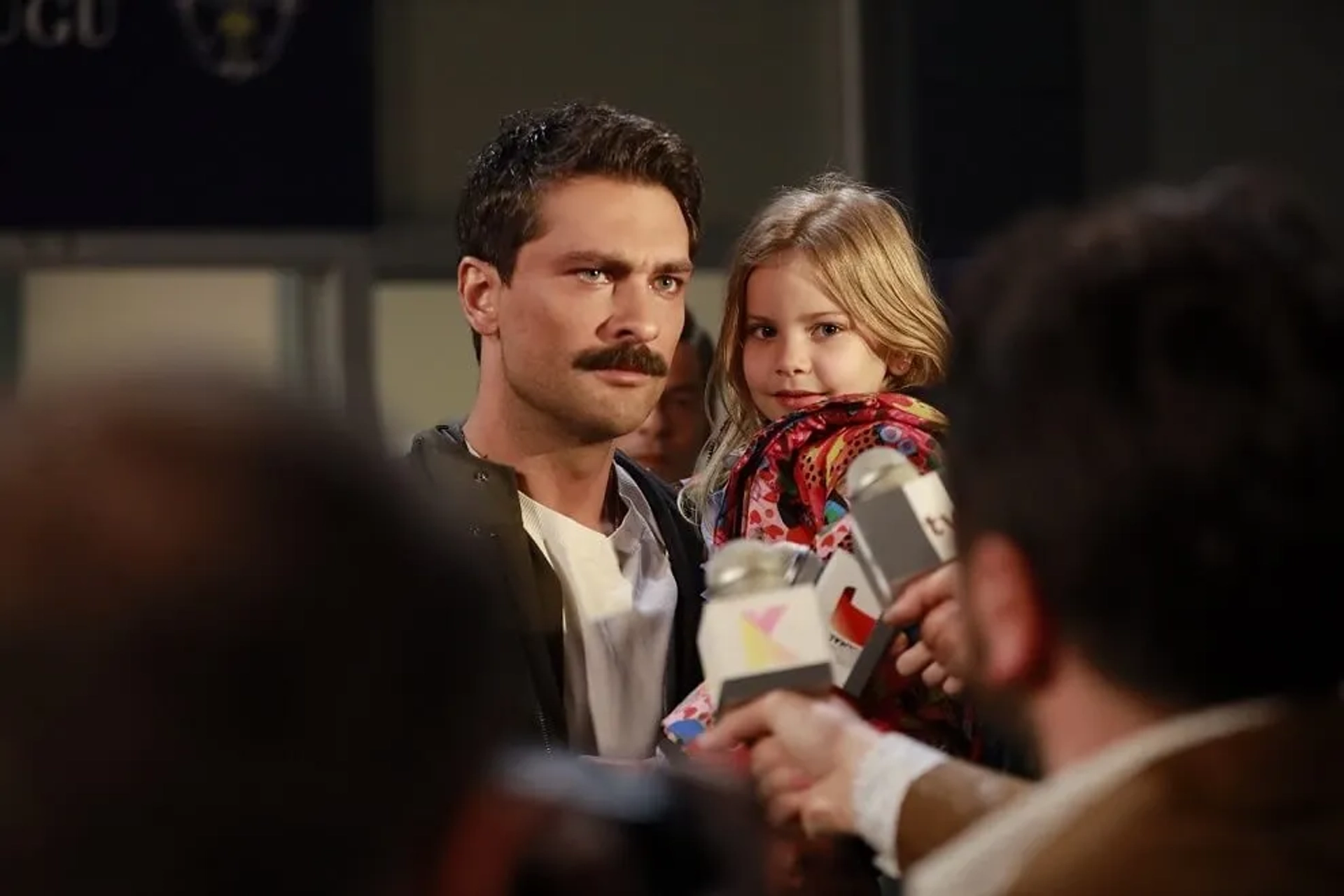 Onur Tuna in Mahkum (2021)