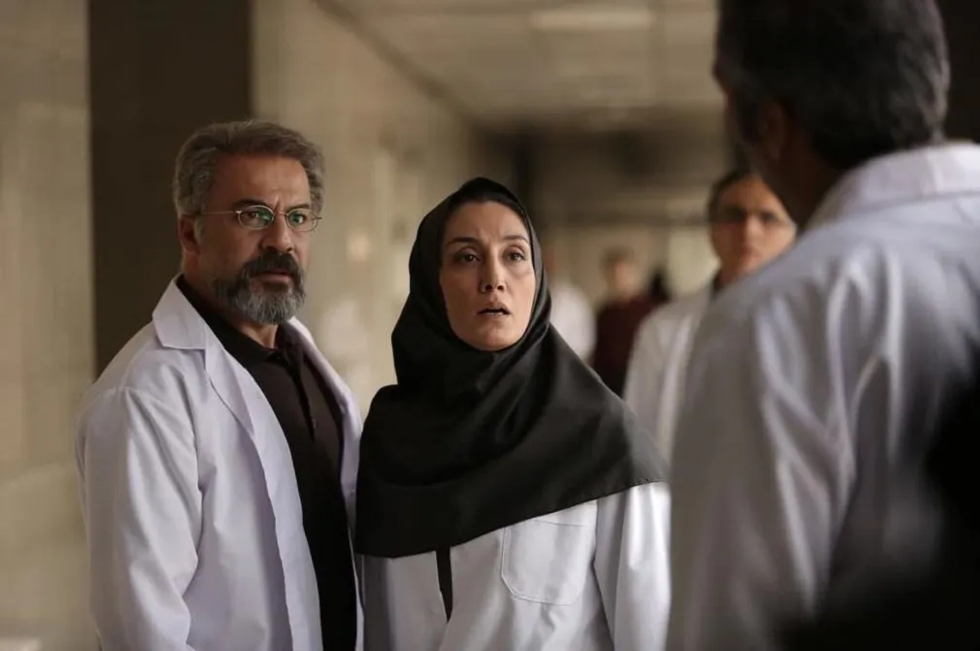 Hediyeh Tehrani and Amir Aghaee in No Date, No Signature (2017)