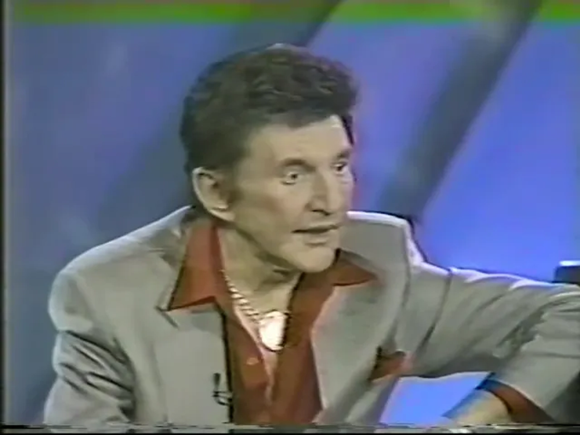 Liberace in The Oprah Winfrey Show (1986)