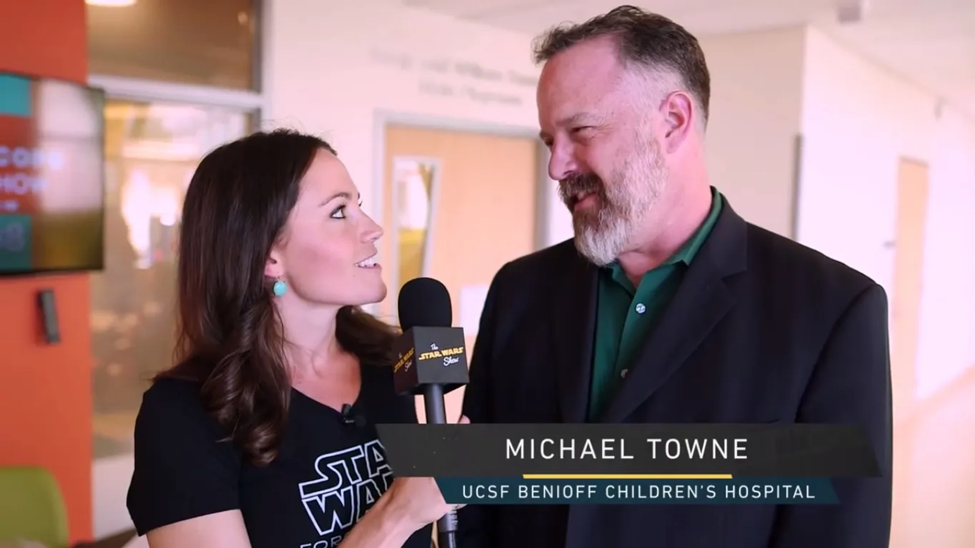 Kaitlyn Marshall and Michael Towne in The Star Wars Show (2016)