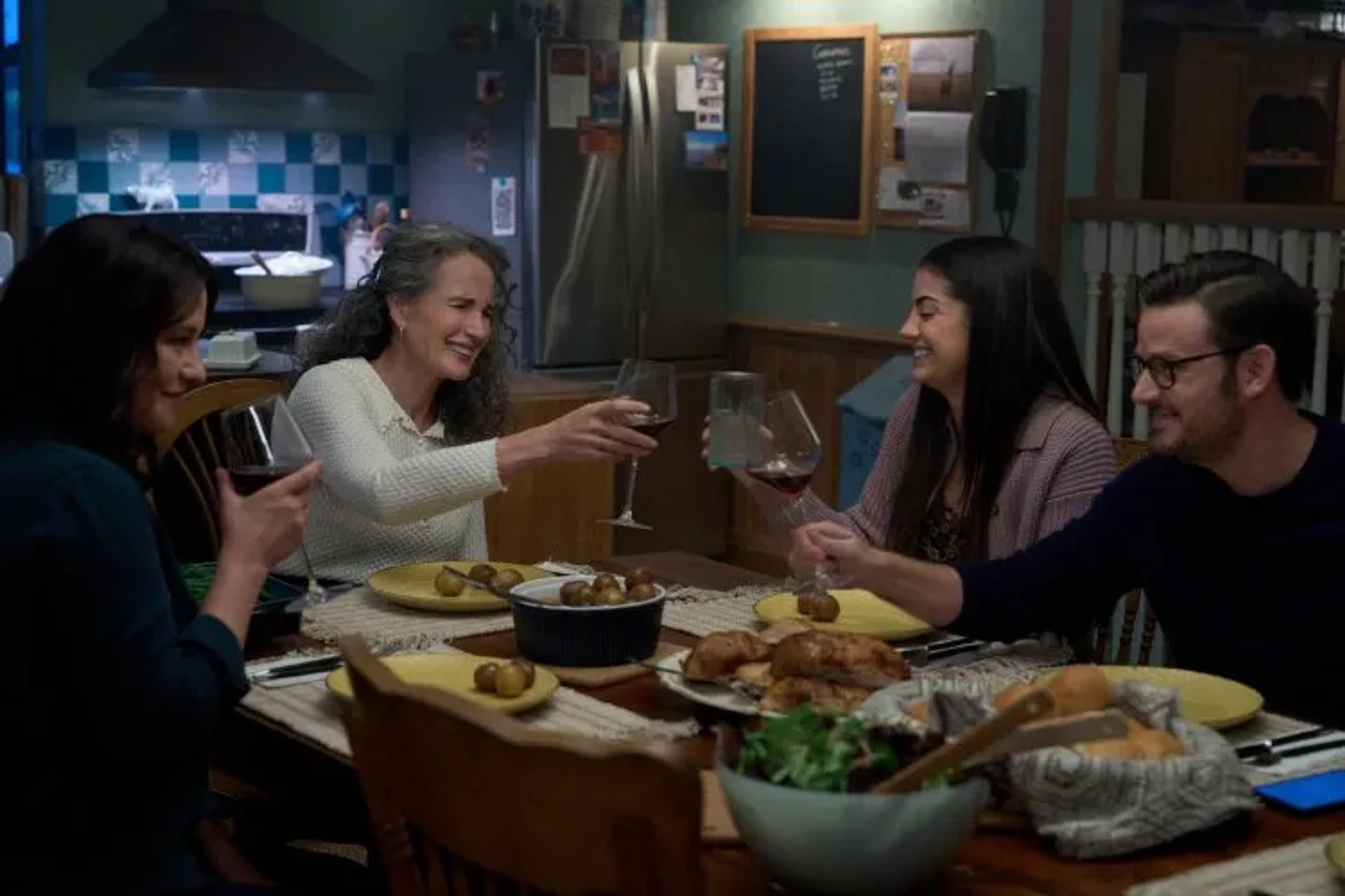 Andie MacDowell, Chyler Leigh, Evan Williams, and Sadie Laflamme-Snow in The Way Home (2023)